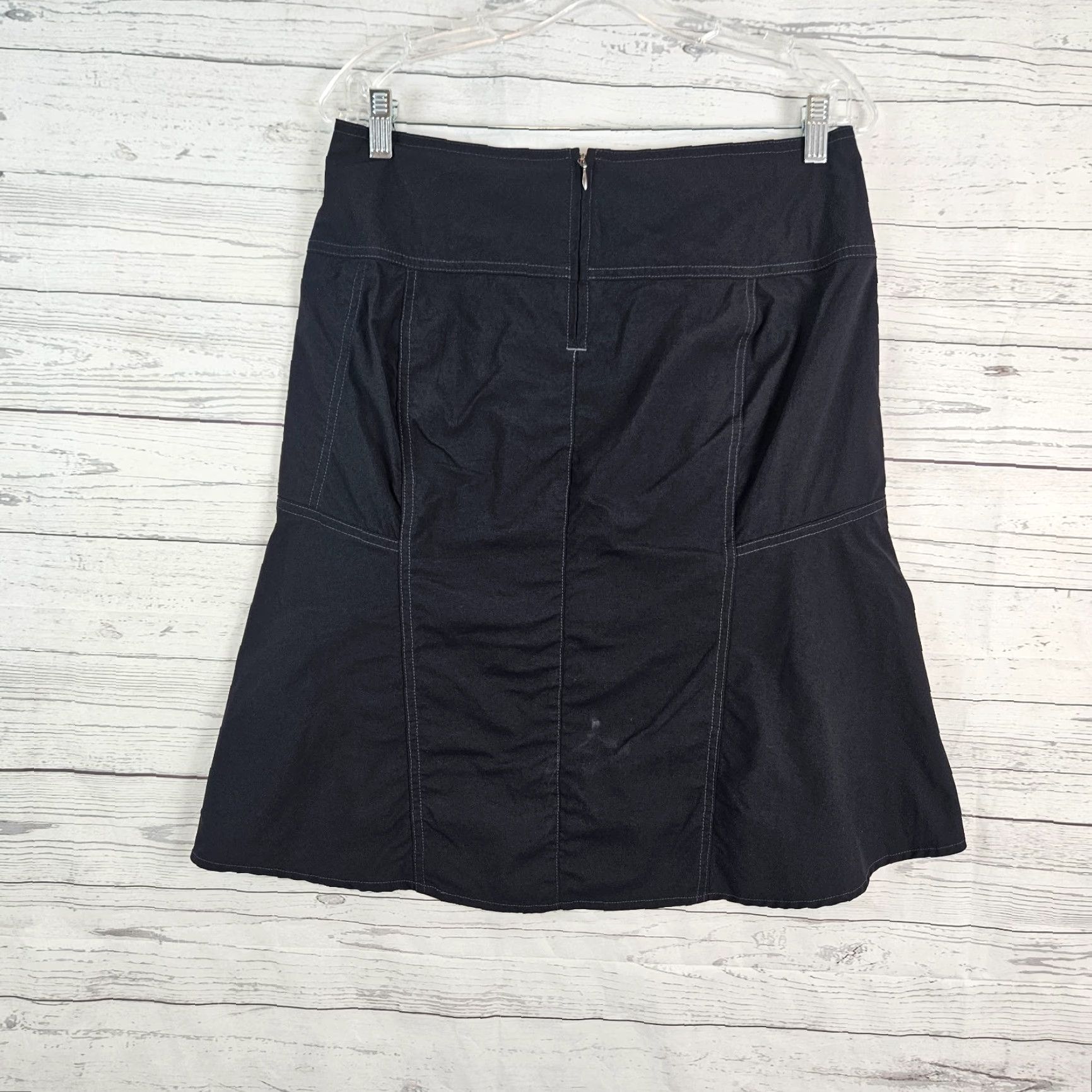 Royal Robbins VINTAGE Royal Robbins Skirt Womens Solid Black Nylon Blend Zip Pockets Knee Length A-Line 6 Womens Black Size 28" / US 6 / IT 42 - 2 Thumbnail