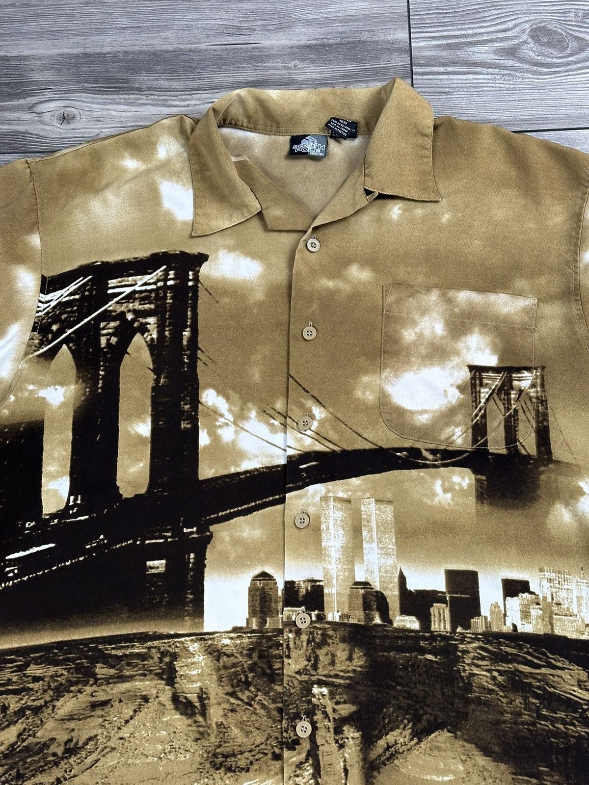 Southpole × Vintage Crazy Y2K Southpole Brooklyn Bridge Button Up Shirt Size US M / EU 48-50 / 2 - 3 Thumbnail