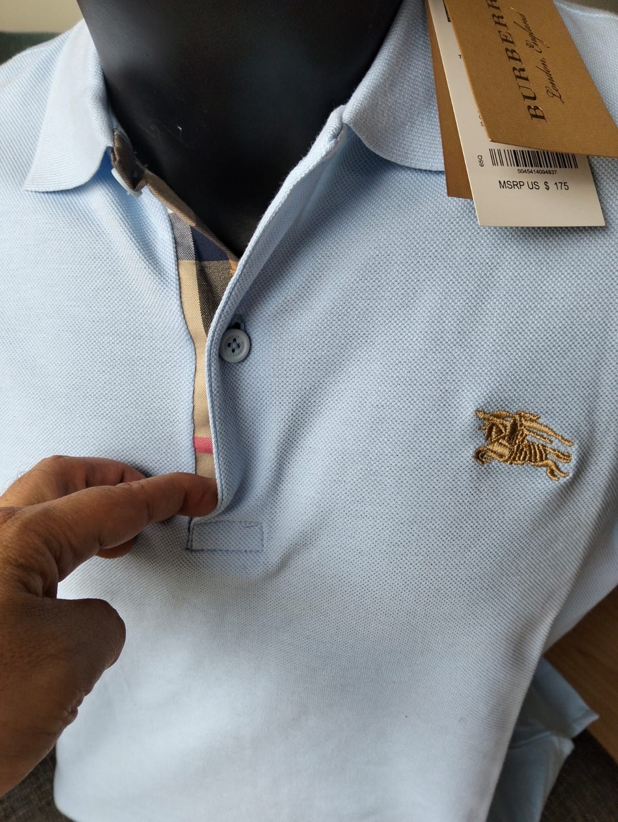 Vintage 💥Burberry Vintage Polo - Gold Logo 💥 Size US M / EU 48-50 / 2 - 2 Thumbnail