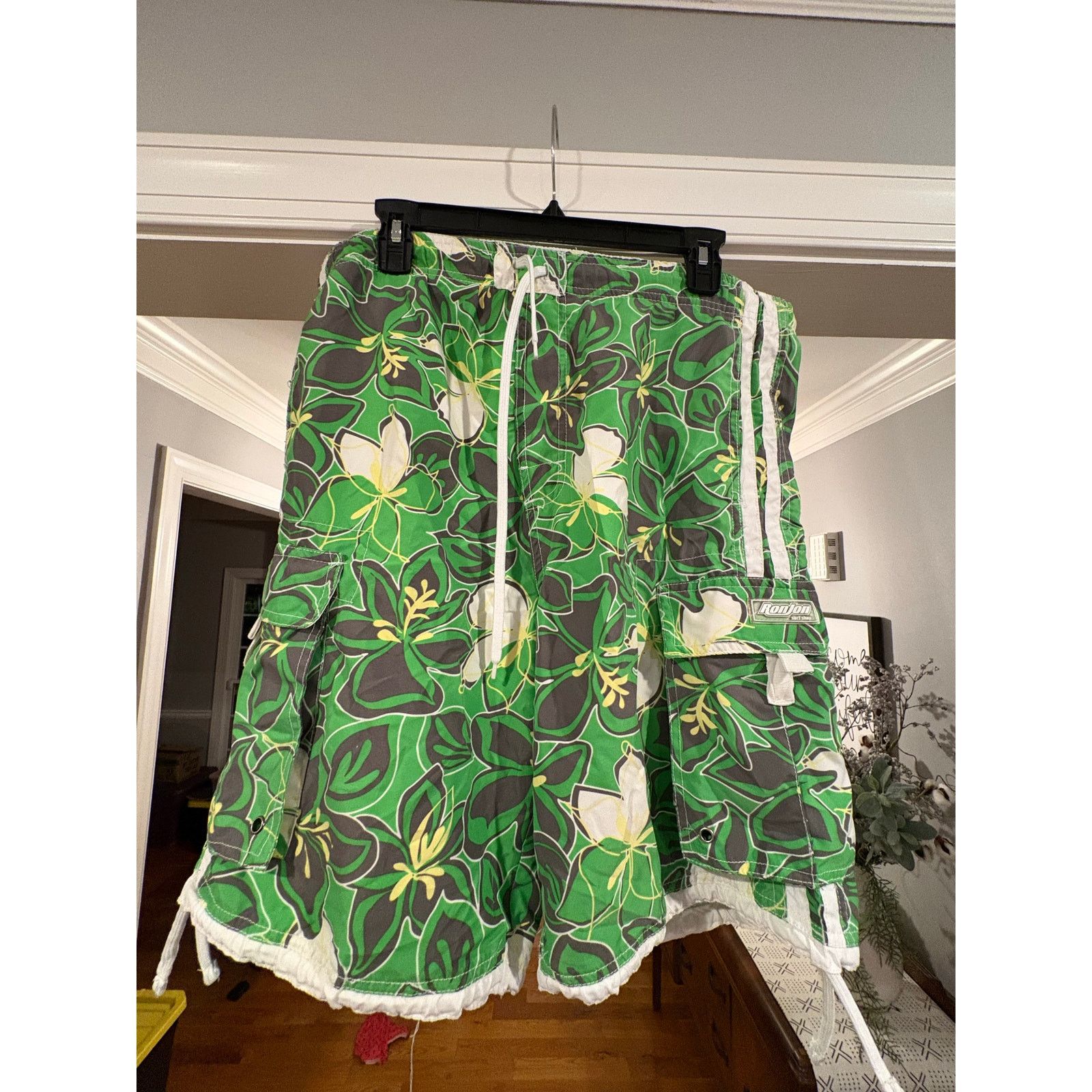 Ron Jon Surf Shop Ron Jon Surf Shop Men’s Board Shorts Size M Swim Trunks Size US 32 / EU 48 - 4 Thumbnail