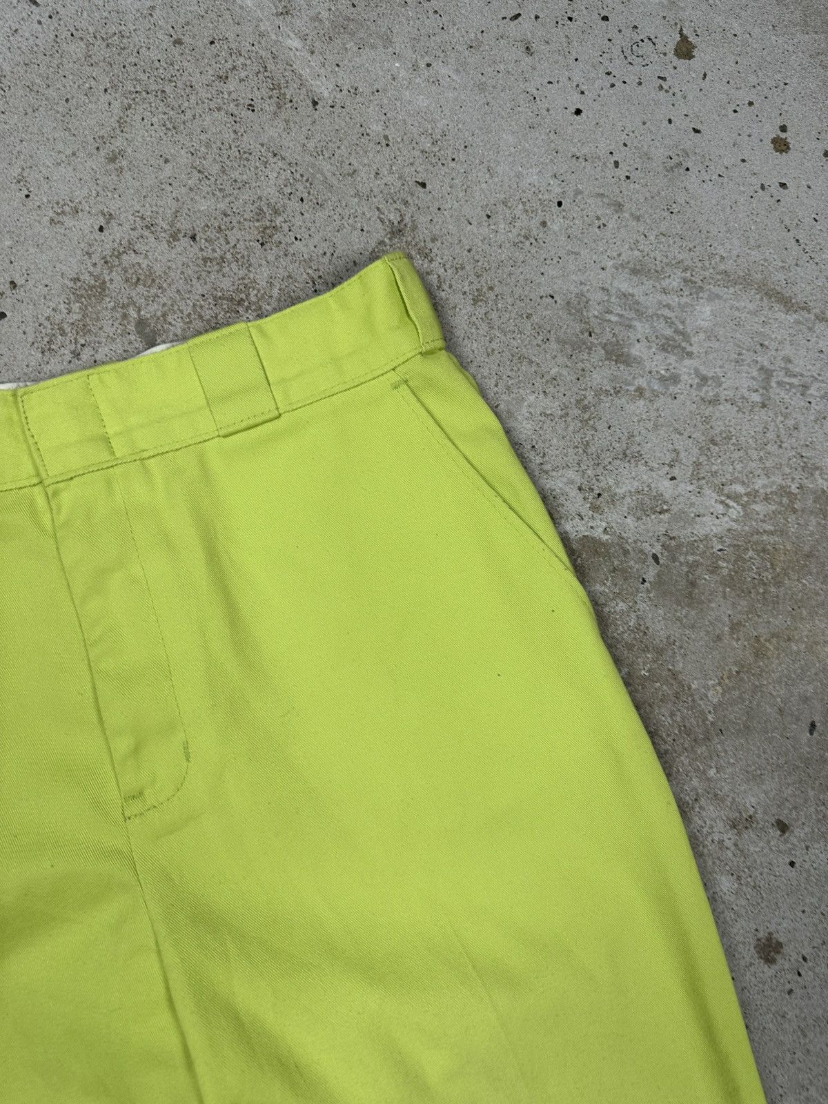 Dickies Dickies x Urban Outfiters Baggy Neon Chino Pants Size US 30 / EU 46 - 9 Thumbnail