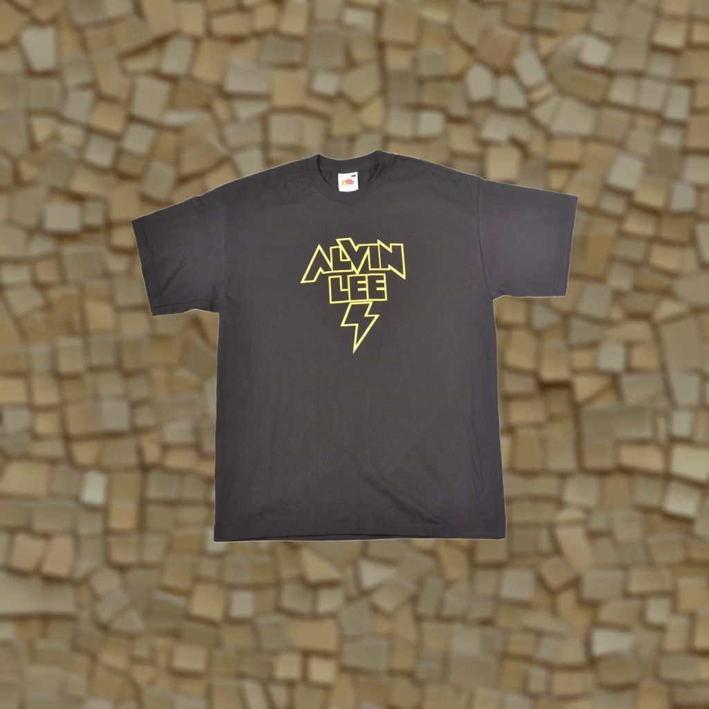 Fruit Of The Loom VINTAGE Fruit of the Loom Alvin Lee UK Tour 2004 T-Shirt Tee Size L Black Mens Shirt Size US L / EU 52-54 / 3 - 1 Thumbnail