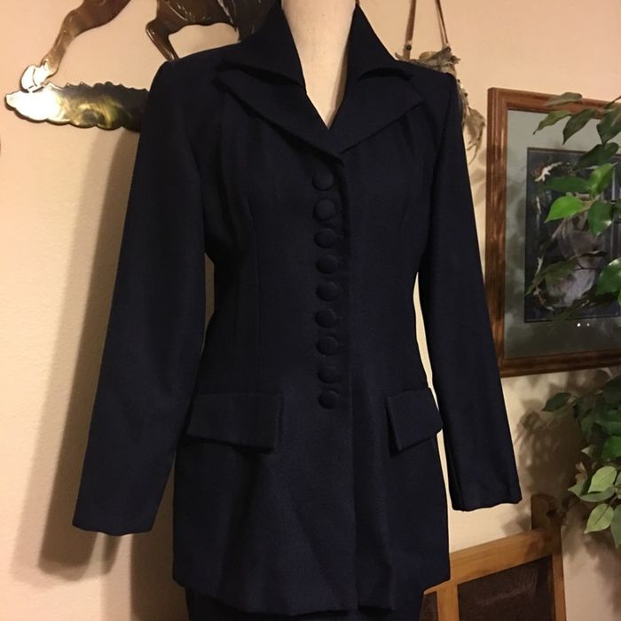 Vintage Jennifer James Navy Button Jacket & Skirt Set Suit 