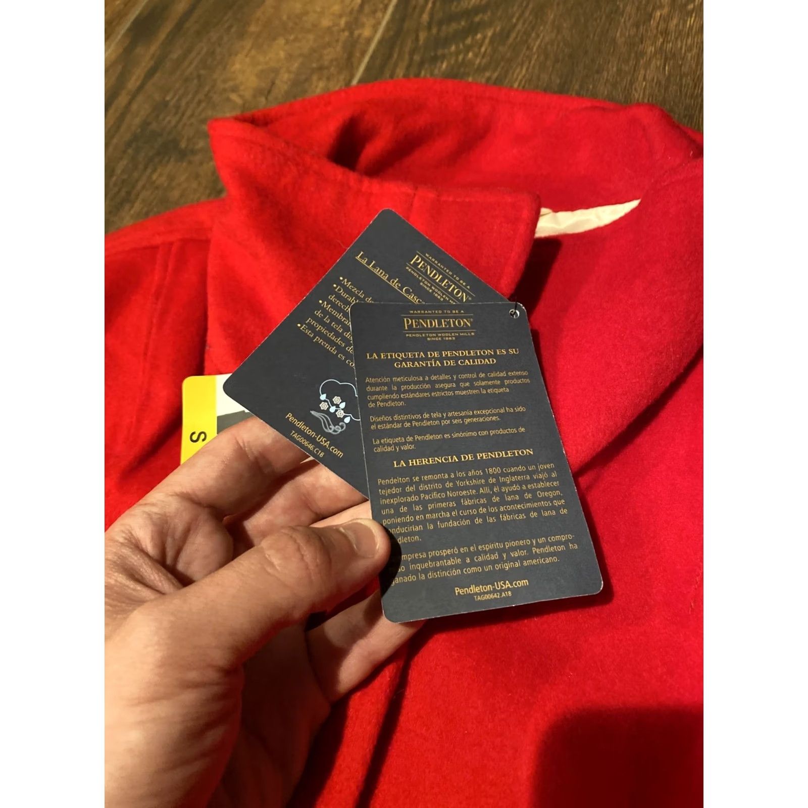 Pendleton VINTAGE Pendleton Coat Wool Red Lined Heavyweight Overcoat Womens Small NWT Size S / US 4 / IT 40 - 6 Thumbnail