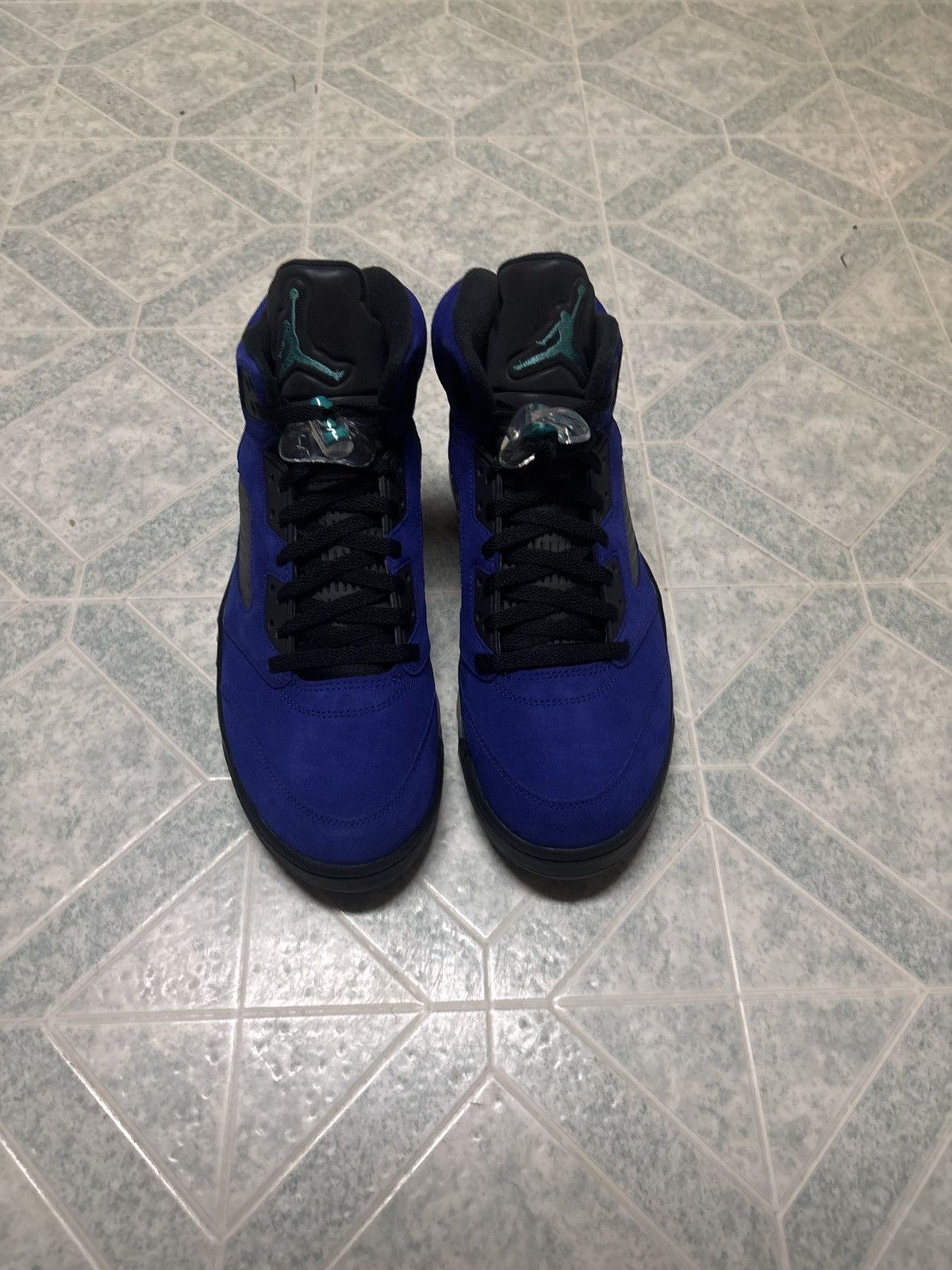 Jordan Brand Alternate Grape Jordan 5s Size US 12 / EU 45 - 3 Thumbnail