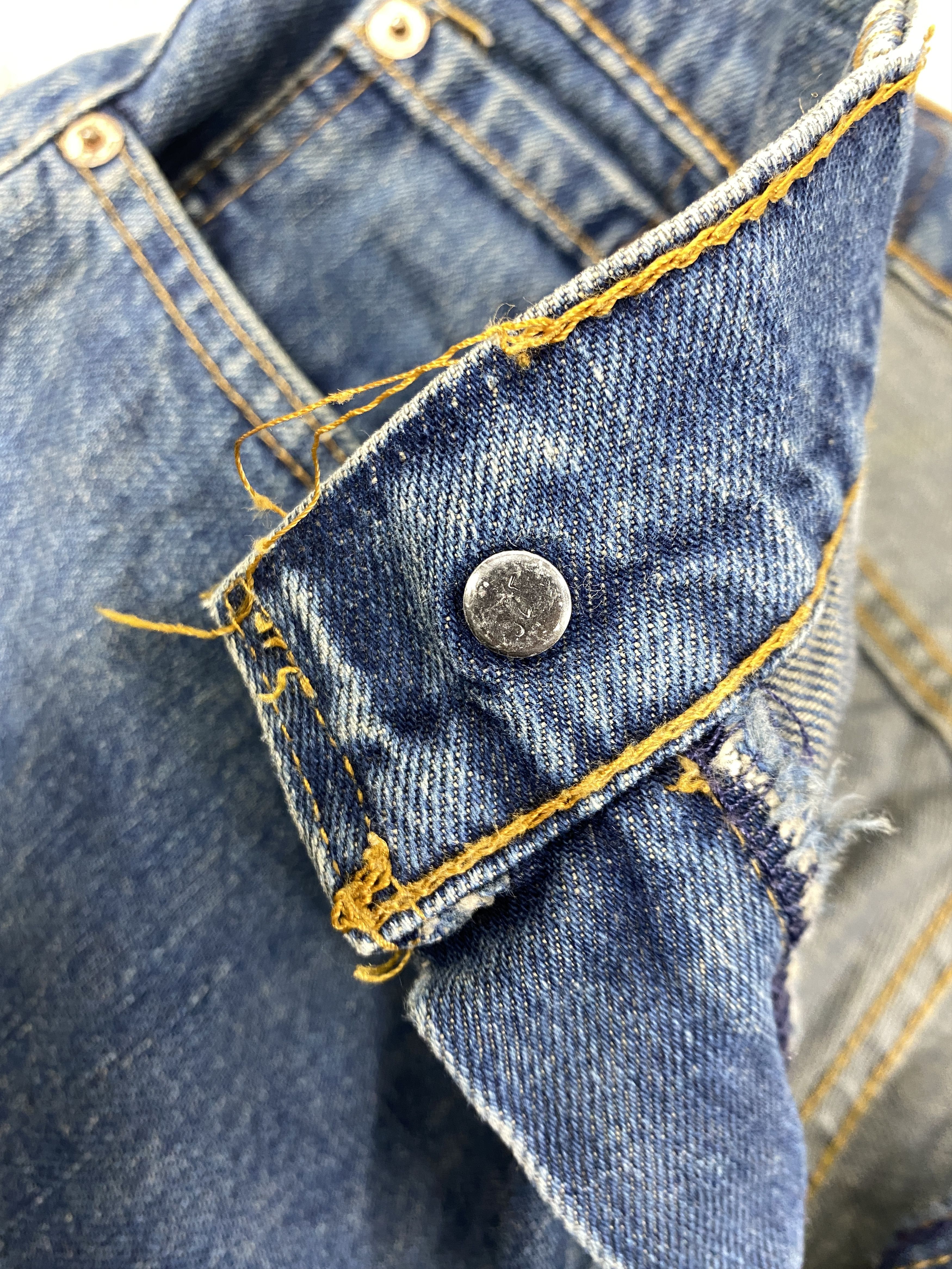 Levi's 90s Blue Vintage Levi's 504 USA 31x31.5 Denim -JN1086 Size US 31 - 6 Thumbnail