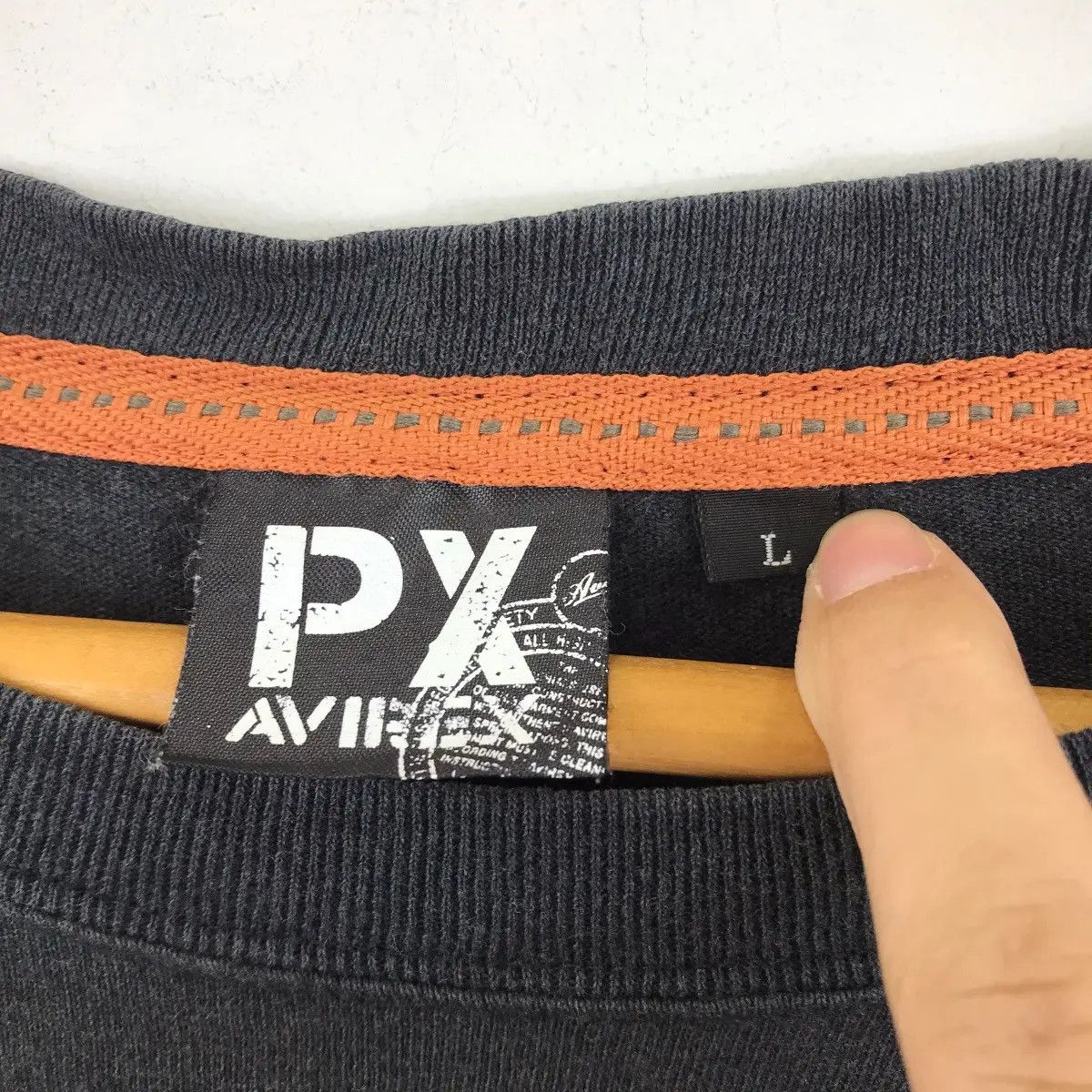 Avirex Vtg AVIREX USMA West Point Military Academy USAF Tee Shirt Size US L / EU 52-54 / 3 - 8 Thumbnail