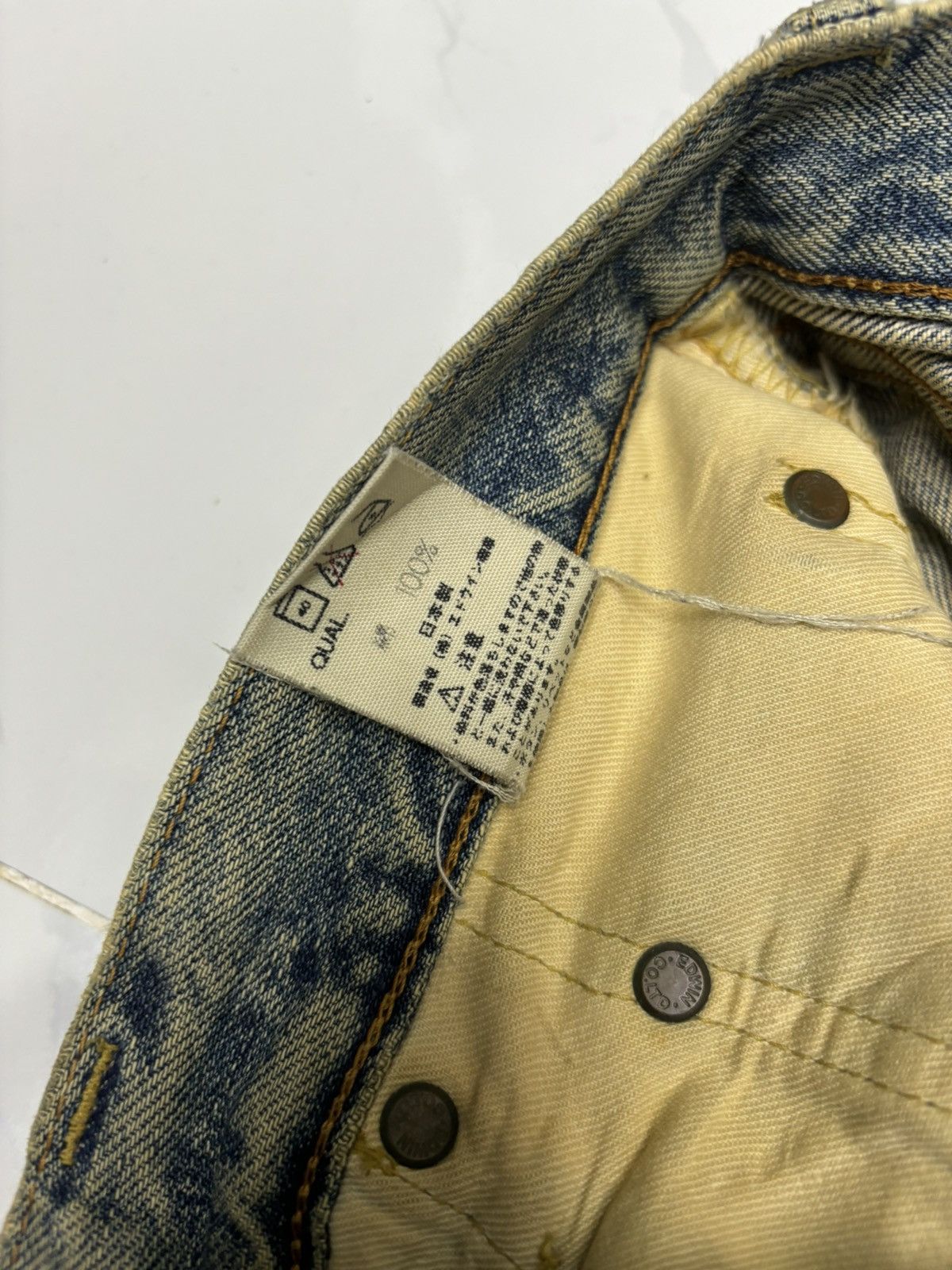 Edwin EDWIN 505xx SELVEDGE DISTRESSED DENIM JEANS Size US 30 / EU 46 - 10 Thumbnail