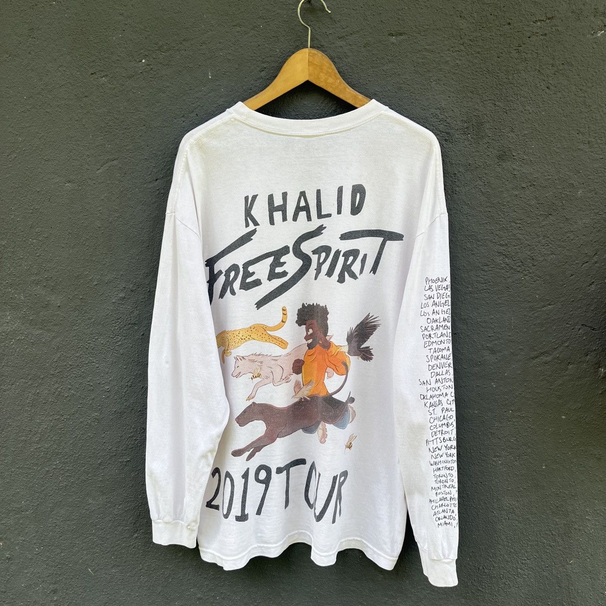 Band Tees Thrashed Khalib Free Spirit 2019 Tour Rap Tee Size US XL / EU 56 / 4 - 1 Thumbnail