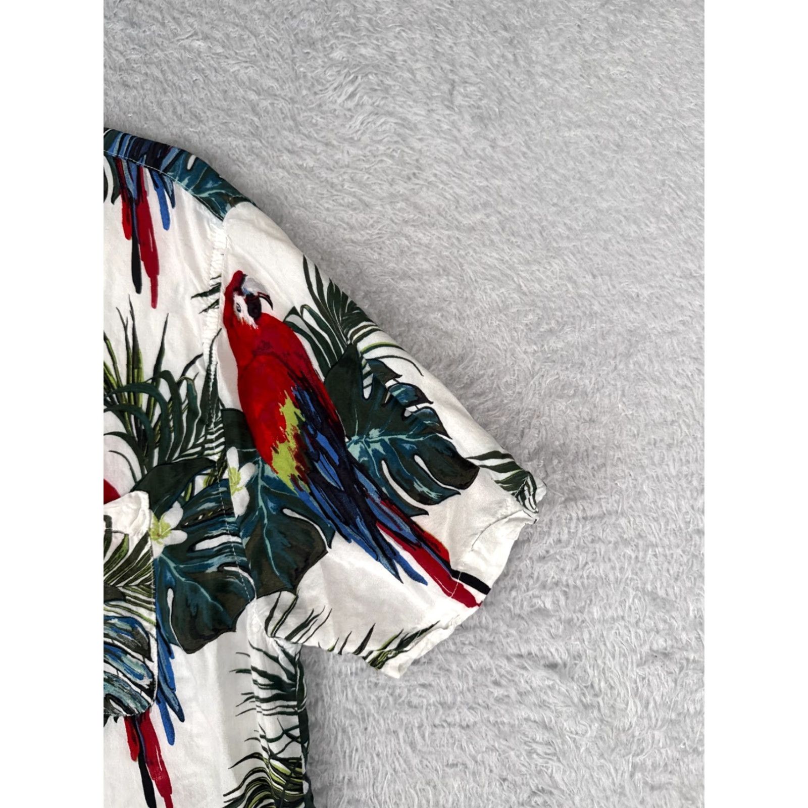 Vintage Seven Tides Shirt Men XL White Macaw Floral 100% Rayon Hawaiian Pocket Size US XL / EU 56 / 4 - 2 Thumbnail