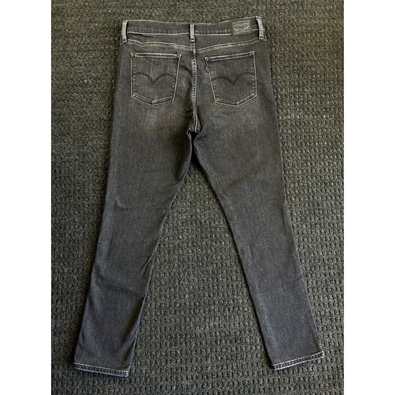 Levi's VINTAGE Levi’s Women’s 311 Shaping Skinny Jeans 32 x 30 Faded Black Denim Mid Rise Size 24" / US 00 / IT 34 - 2 Thumbnail