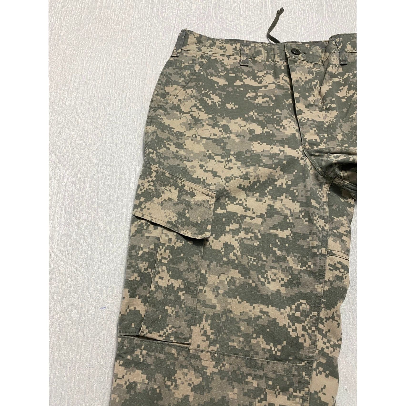 Vintage US Army Trouser Combat Uniform Pants Men 34x33 Camo Green Nylon ACU Military Workwear Size US 34 / EU 50 - 3 Thumbnail