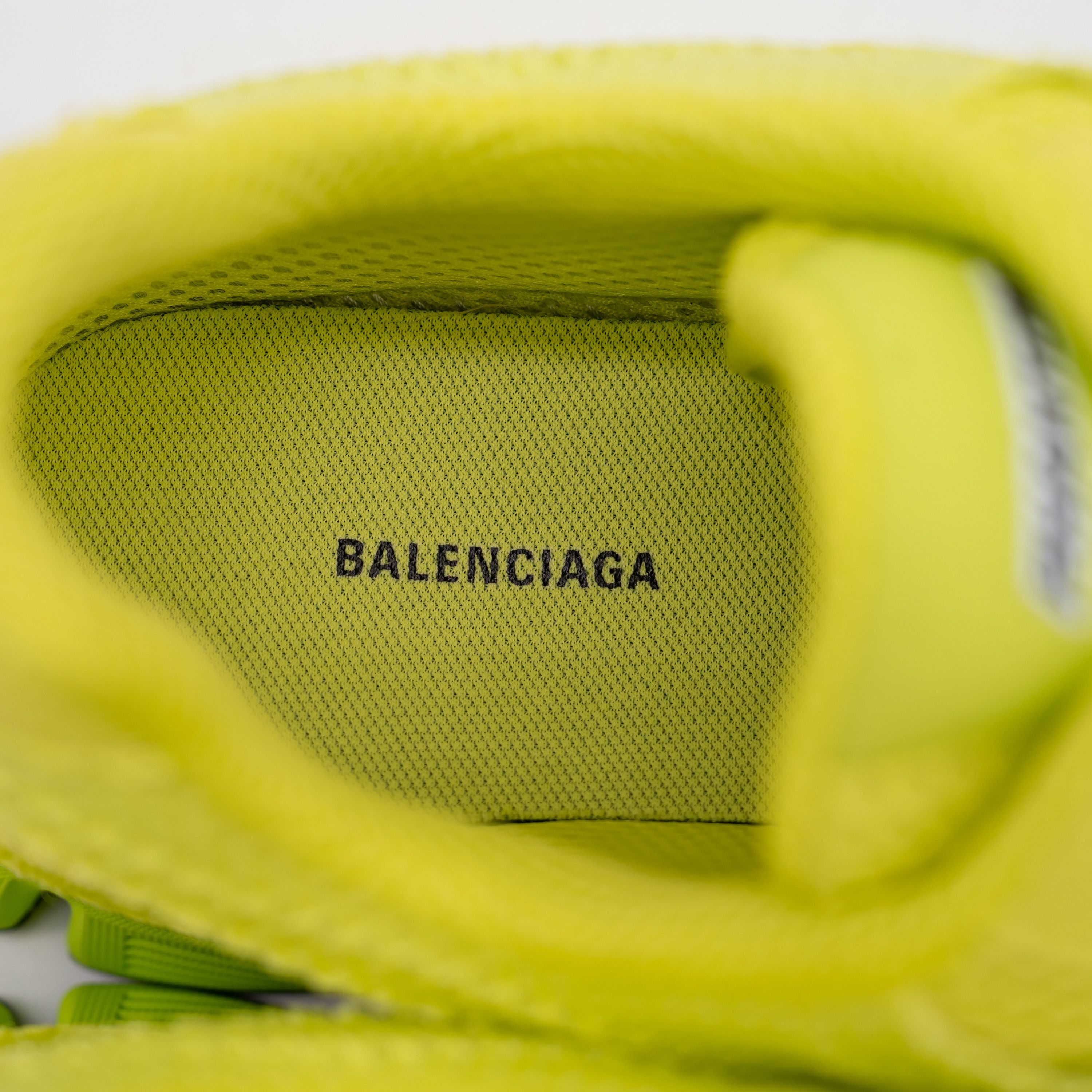 Balenciaga 44 - Balenciaga Phantom Sneakers Lime Yellow Green Mesh Size US 11 / EU 44 - 10 Thumbnail