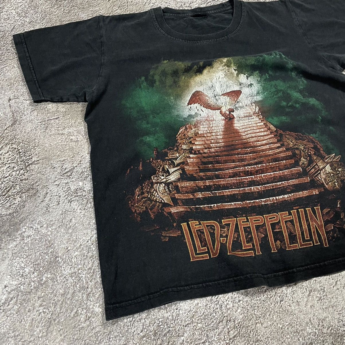 Vintage Vintage 00s Led Zeppelin Graphic Tee Grunge Dark Washed S Size US S / EU 44-46 / 1 - 3 Thumbnail