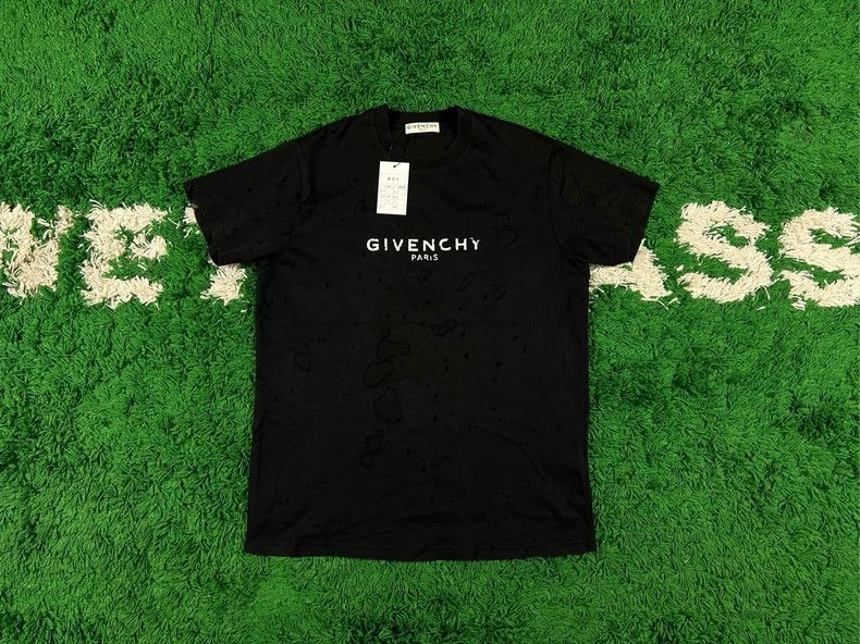 Givenchy Givenchy Large hole short-sleeved T-shirt Size US XXS / EU 40 - 1 Thumbnail