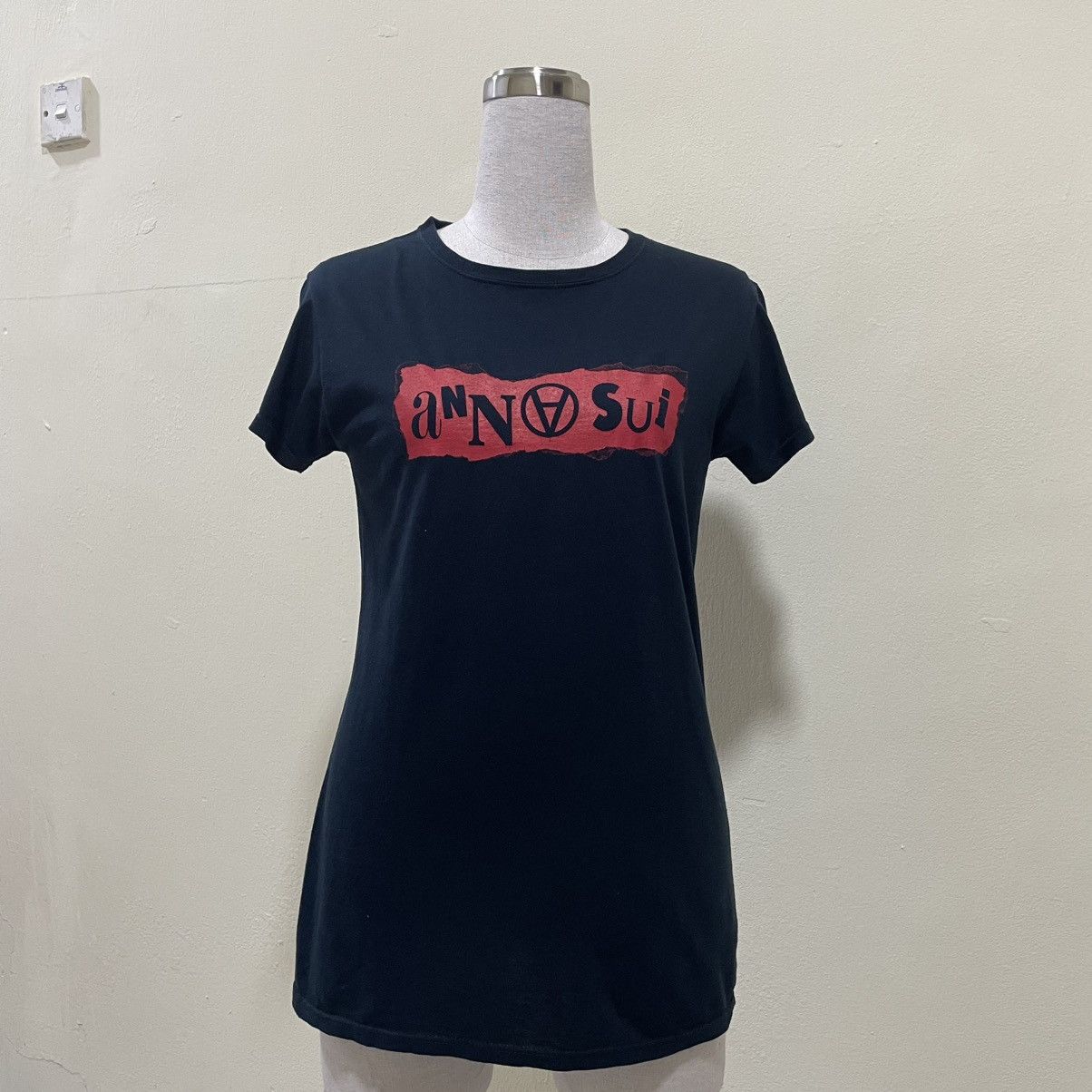 Anna Sui Vintage Anna Sui Anarchy Tee Shirt Size M / US 6-8 / IT 42-44 - 1 Thumbnail