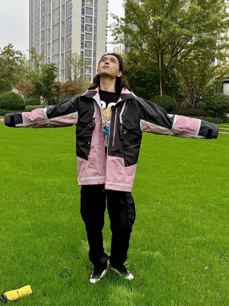 Kazuki Kuraishi × The North Face Urban Exploration KAZUKI SNOW HARDSHELL GORE-TEX® 3L JACKET Size US M / EU 48-50 / 2 - 14 Thumbnail