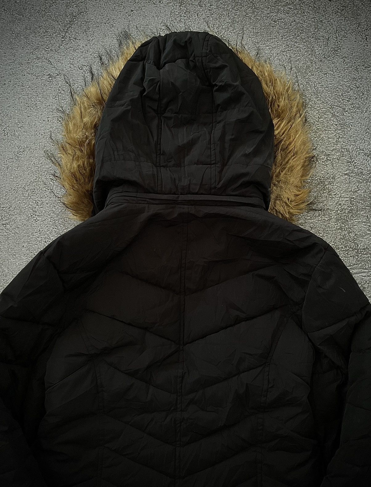 Tommy Hilfiger Vintage Tommy Hilfiger Puffer Coat Fur Jacket Size M / US 6-8 / IT 42-44 - 4 Thumbnail