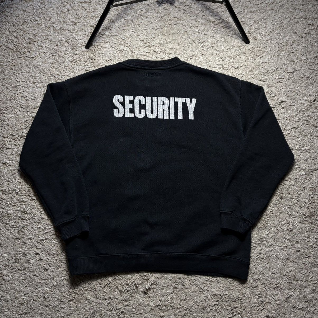 Vetements Vetements Security sweatshirt Size US XS / EU 42 / 0 - 1 Thumbnail