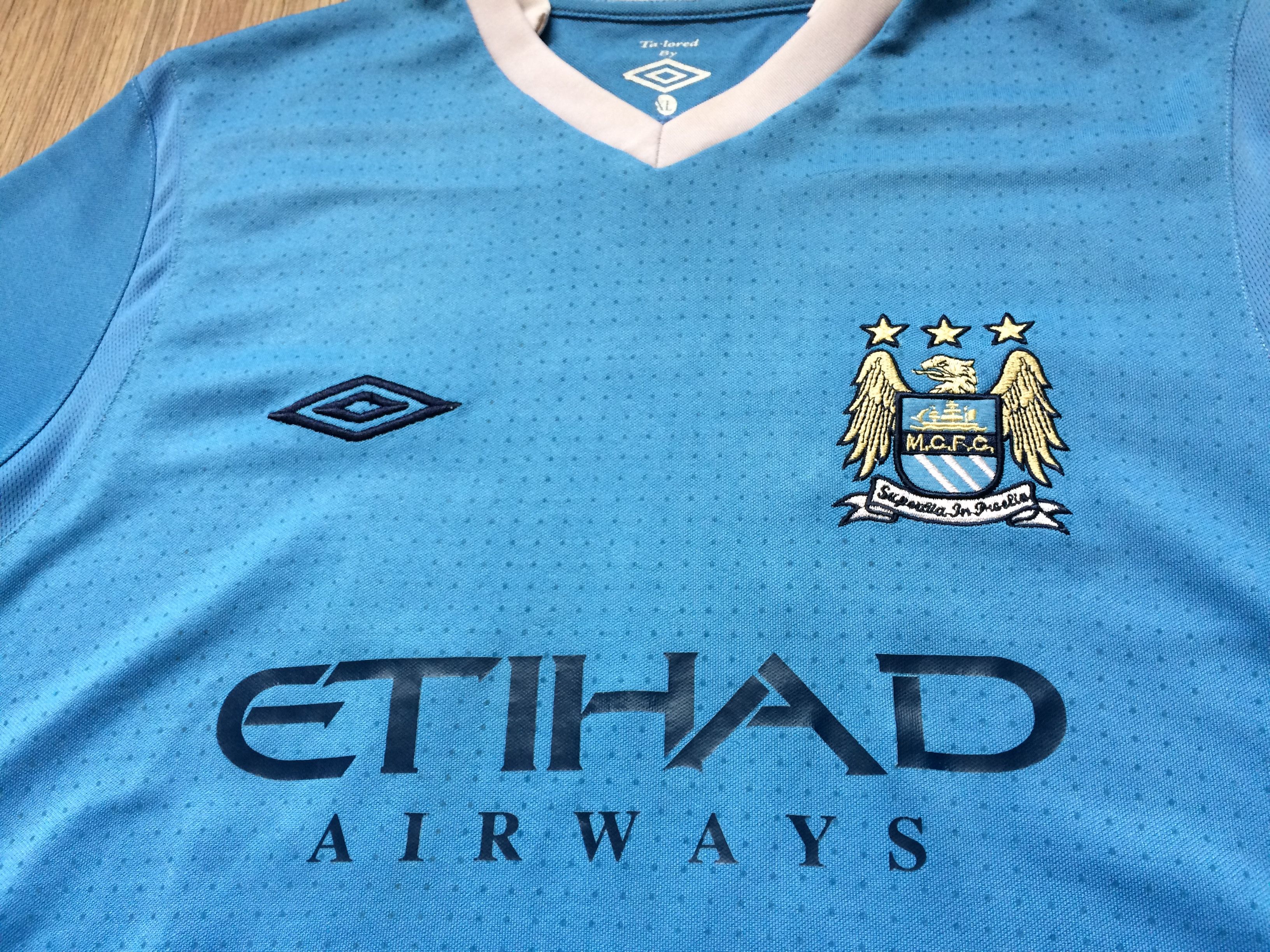 Umbro Vintage Umbro Manchester City Football Shirt #21 Silva Size US XL / EU 56 / 4 - 7 Thumbnail