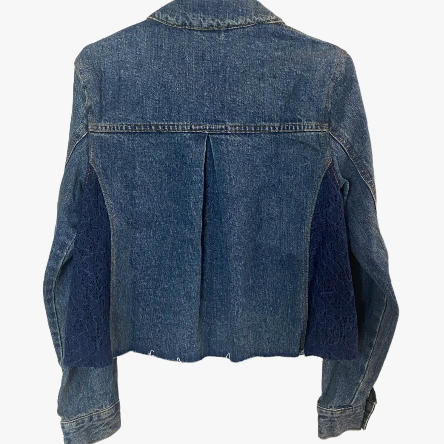 Free People VINTAGE Free People Jean Jacket Womens Small Blue Denim Lace Panel Button Front Cropped Size 28" / US 6 / IT 42 - 3 Thumbnail