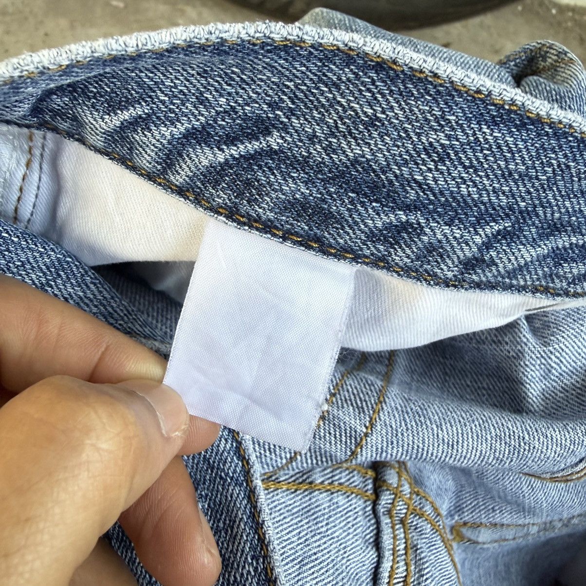 Japanese Brand Vintage Japanese Distressed Faded Stone Wash Denim Jeans Size US 35 - 11 Thumbnail