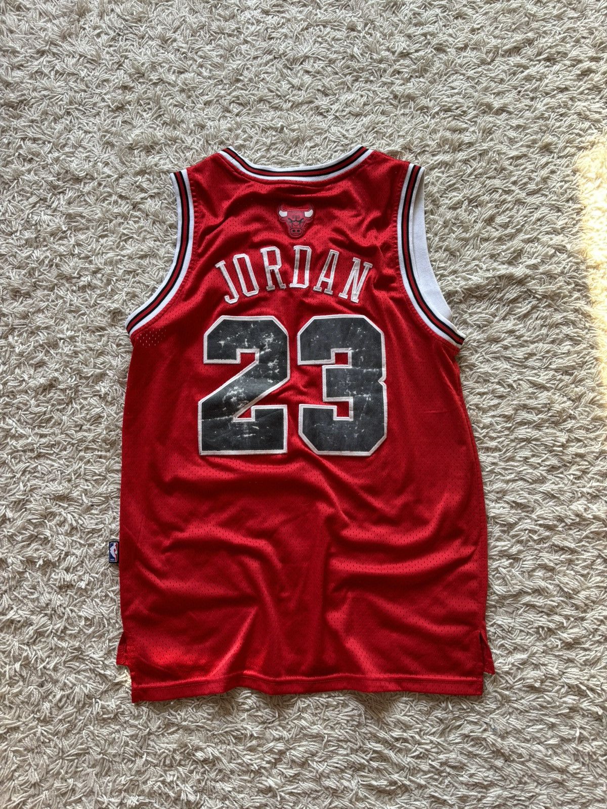NBA × Nike × Vintage Vintage Streetwear Basketball Jersey Chicago Bulls Jordan 23 Size US S / EU 44-46 / 1 - 1 Thumbnail