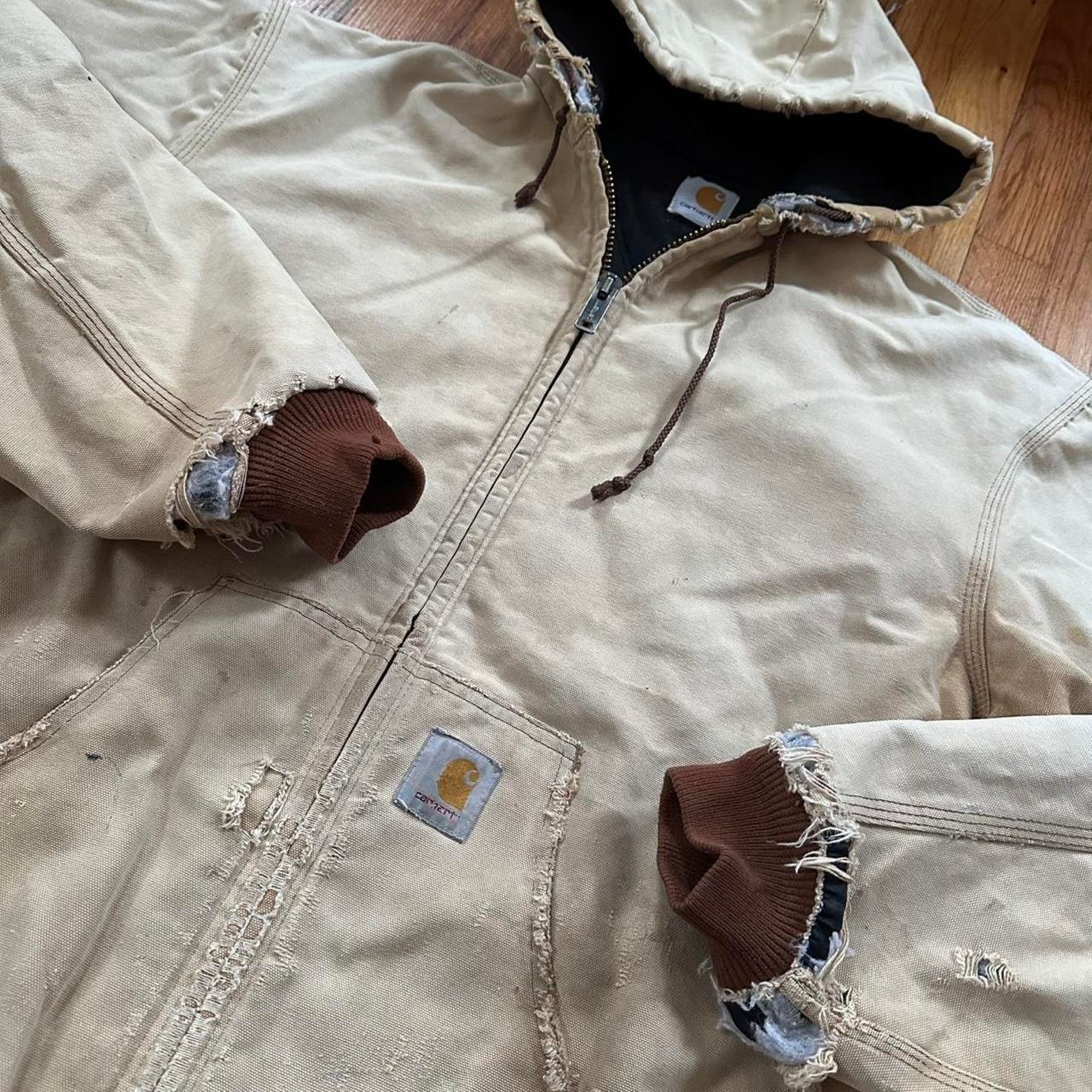 Carhartt Vintage Carhartt Distressed Full Zip Hooded Jacket size L/XL Size US XL / EU 56 / 4 - 6 Thumbnail