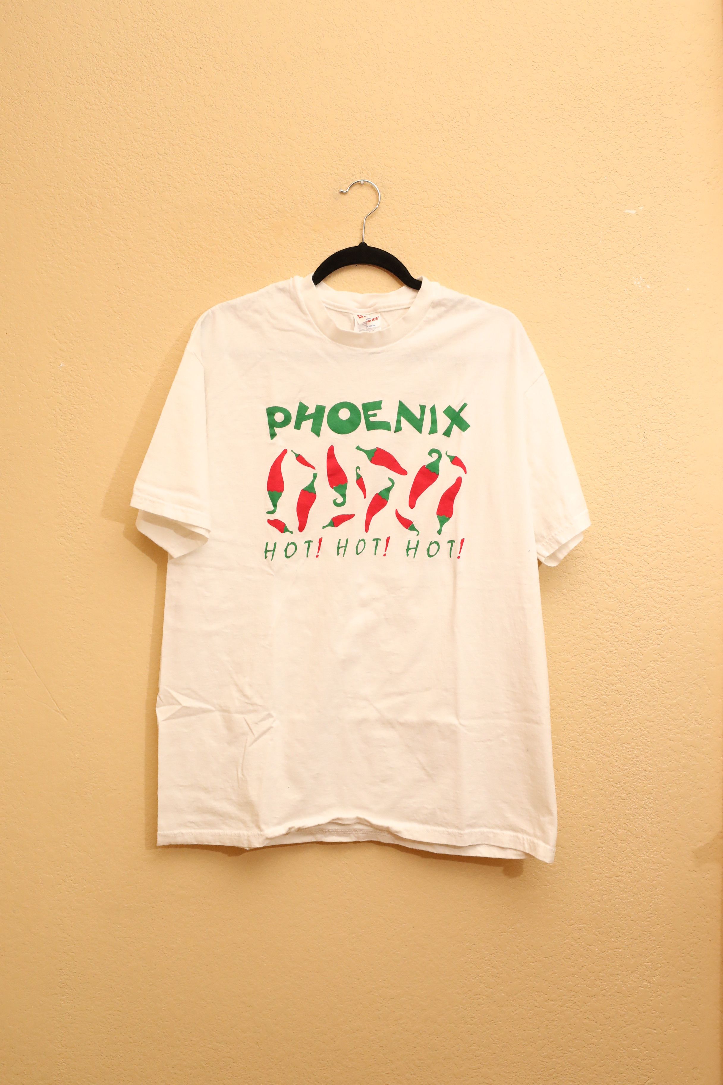 Other Phoenix Hot Hot Hot Pepper Vintage Tee (XL) Size US XL / EU 56 / 4 - 1 Thumbnail