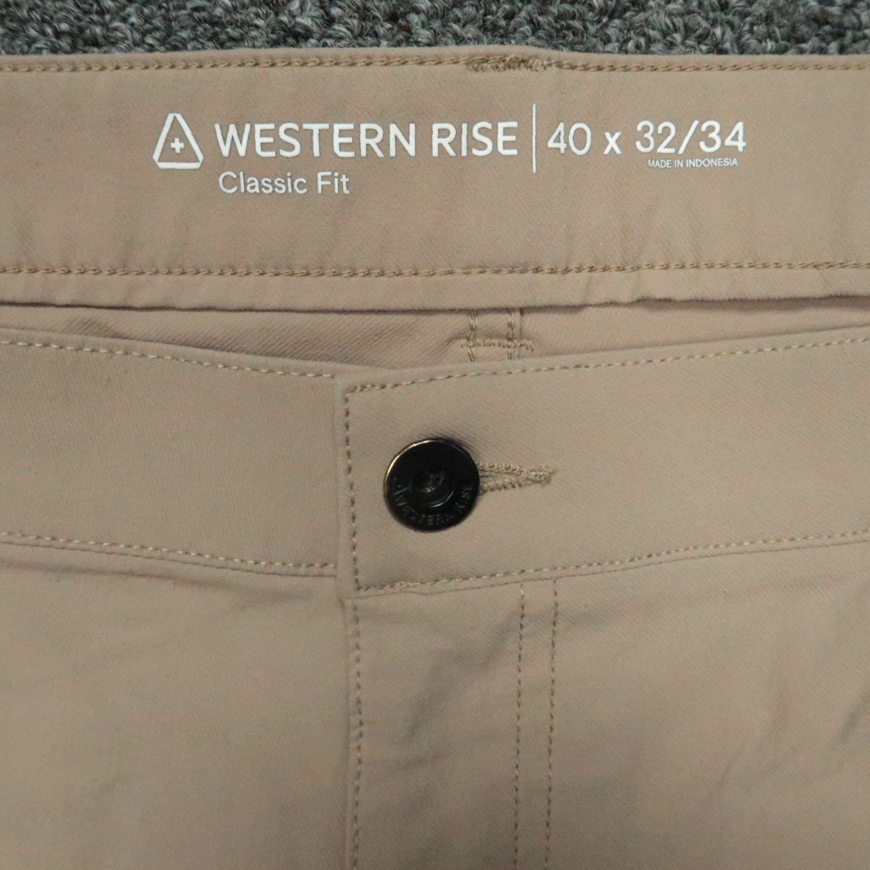 Vintage Western Rise Pants Mens 40x33 Khaki Tan Evolution Chino 5 Pocket Stretch Regular Inseam 33 Button Zip Belt Loops 5-Pocket Design Nylon Spandex Beige Size US 40 / EU 56 - 4 Thumbnail