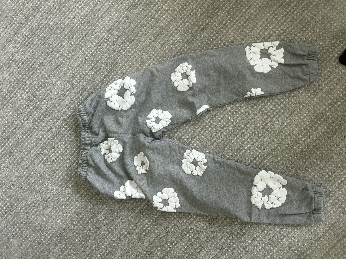 Other Flower Pants Size US 32 / EU 48 - 3 Thumbnail