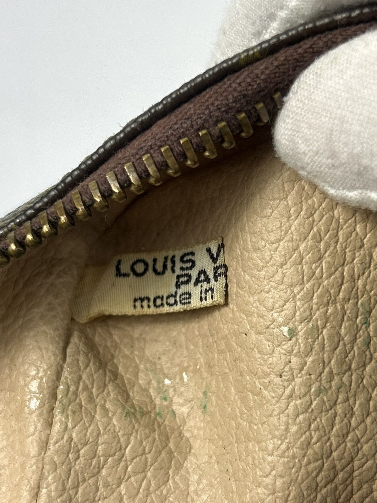 Louis Vuitton Louis Vuitton Monogram Toiletry Bag Size ONE SIZE - 6 Thumbnail