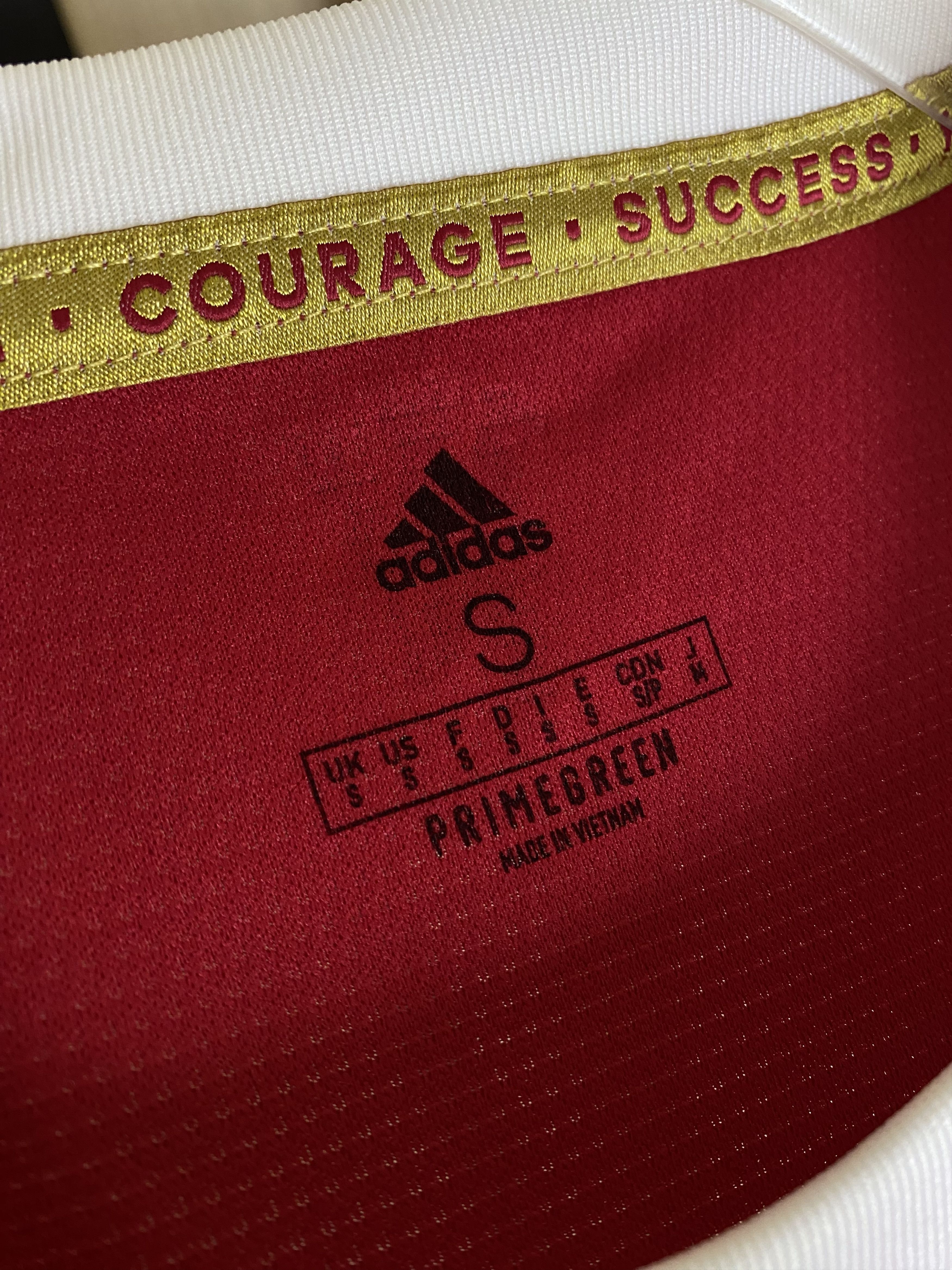 Adidas Manchester United Home Football Shirt 2021/22 Small Adidas Size US S / EU 44-46 / 1 - 9 Thumbnail