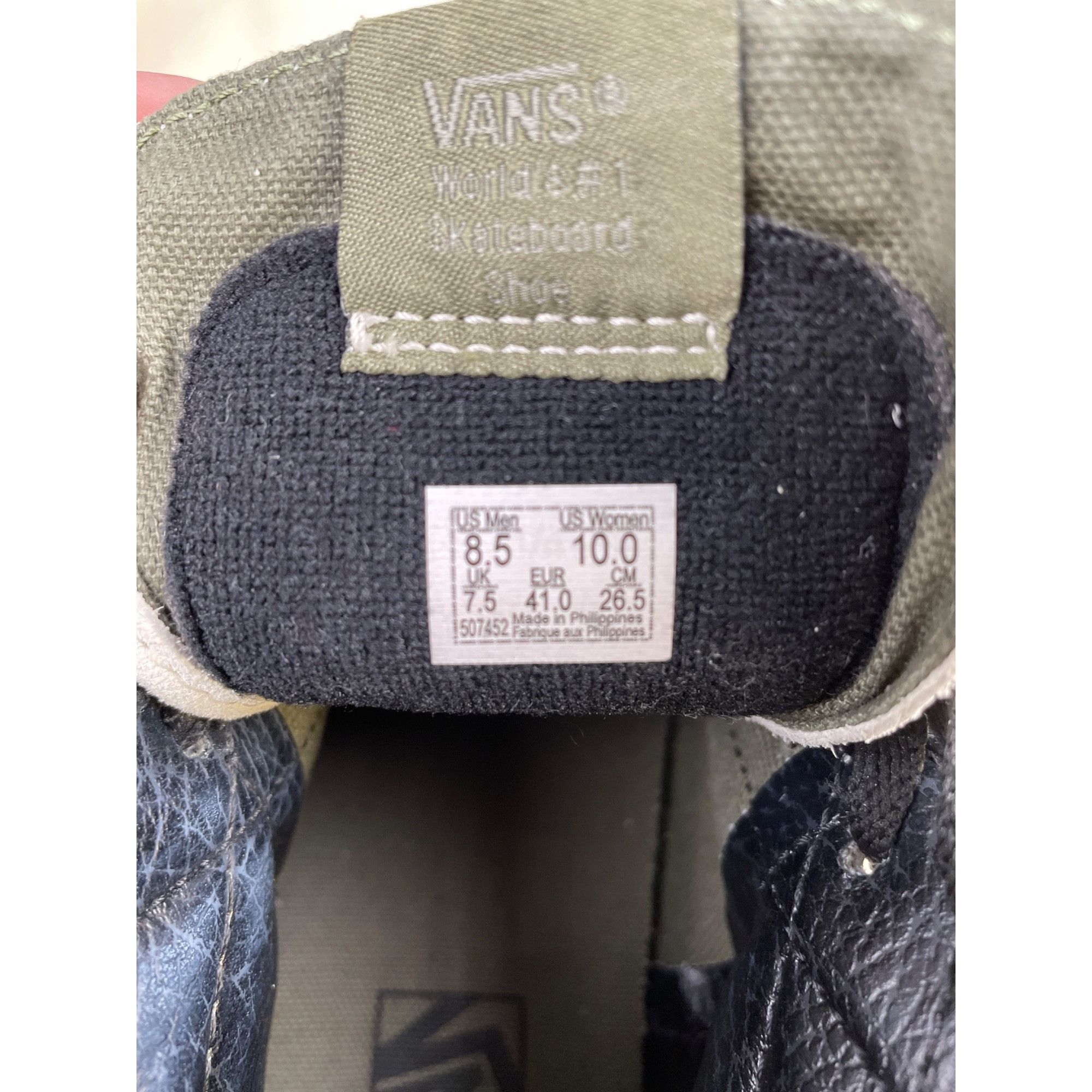 Vans Vans Unisex White Suede High top Skater Shoes/ Sneakers Size Size US 8.5 / EU 41-42 - 9 Thumbnail
