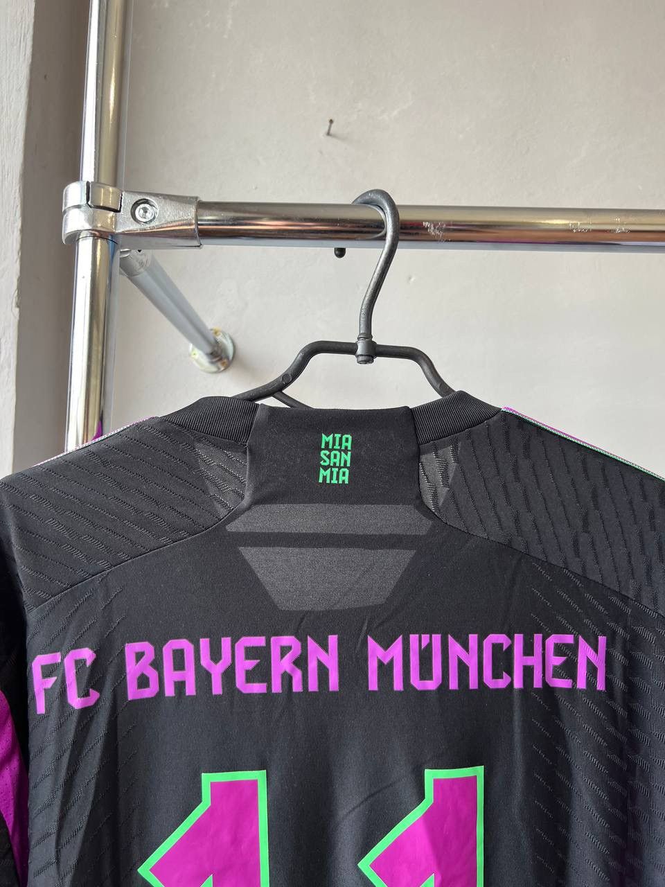 Adidas 2023/24 BAYERN MUNICH #11 COMAN AWAY SOCCER JERSEY SHIRT SzL Size US L / EU 52-54 / 3 - 15 Thumbnail