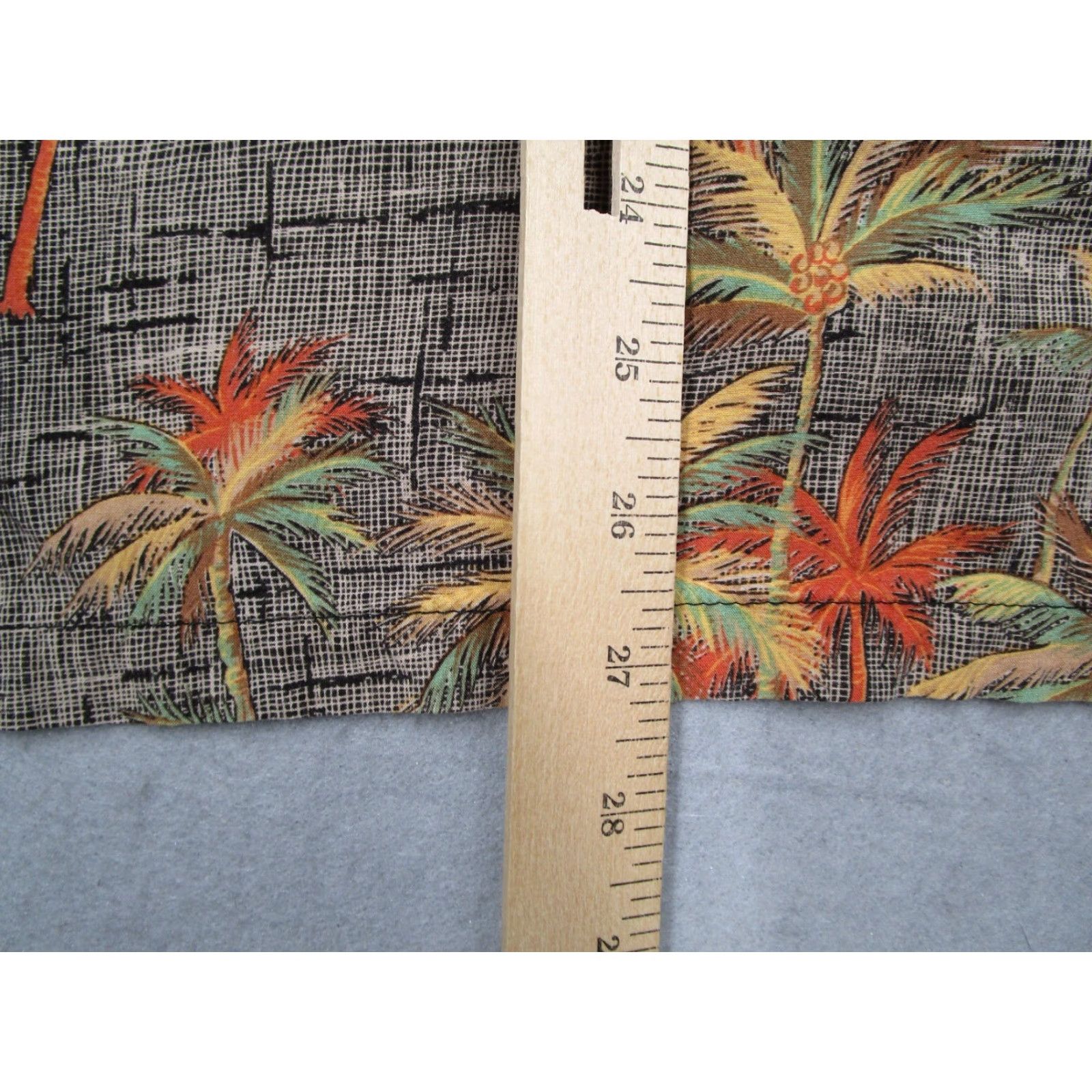 Tori Richard Tori Richard Shirt Mens Medium Beige Floral Button Up Tiki Palms Made in USA Size US M / EU 48-50 / 2 - 7 Thumbnail