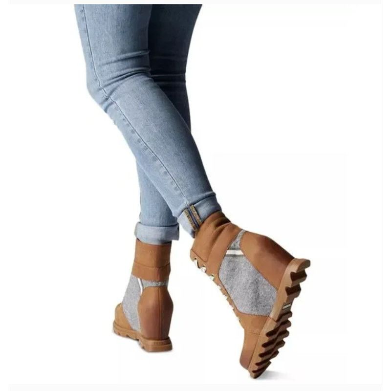 SOREL Sorel Joan of Arctic Wedge III Lexie Bootie Tan Nubuck Size US 8 / IT 38 - 9 Thumbnail