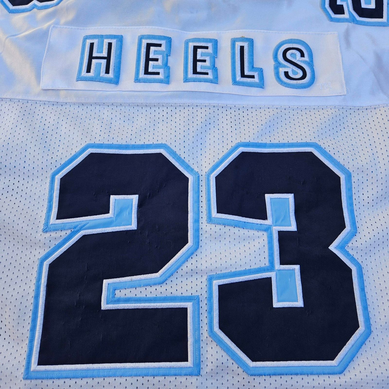 NBA Vintage North Carolina Tar Heels Jersey Size Large #23 Size US L / EU 52-54 / 3 - 7 Thumbnail