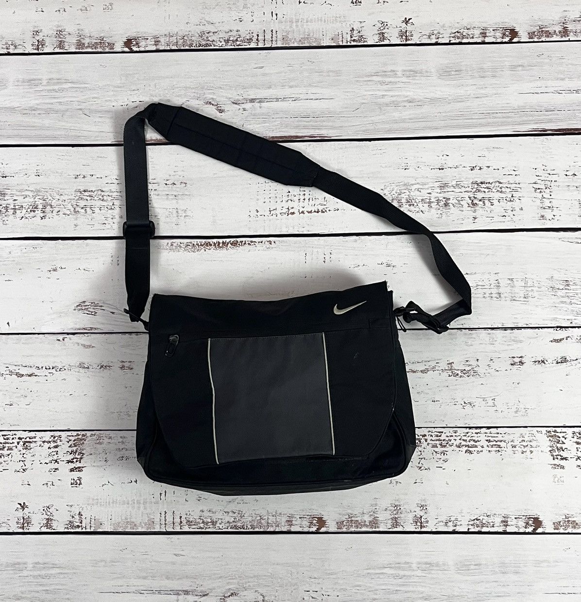 Nike × Vintage Nike Vintage Crossbody Cordura Bag Messenger Size ONE SIZE - 1 Thumbnail