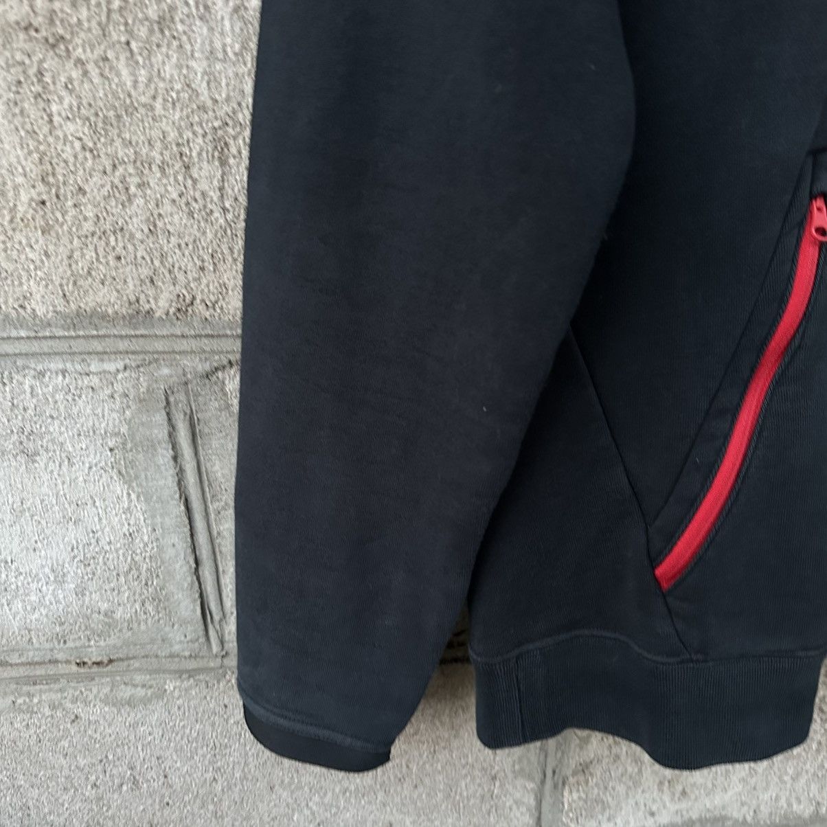 Nike Vintage Nike Tech Zip Hoodie Y2K Size M 00s USA Size US M / EU 48-50 / 2 - 5 Thumbnail