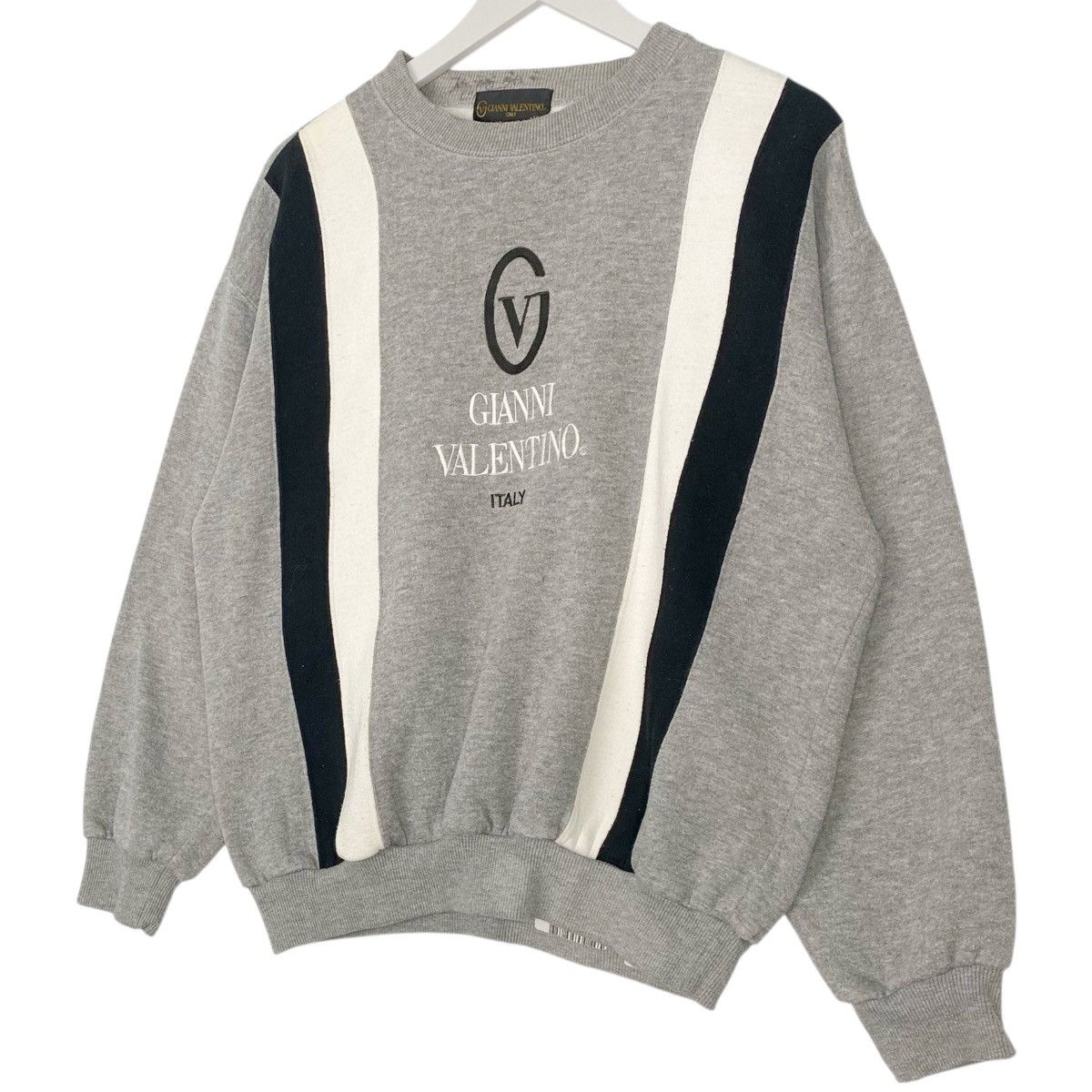 Vintage Vintage Gianni Valentino Sweatshirt Crewneck Big Logo Gray Size M / US 6-8 / IT 42-44 - 2 Thumbnail
