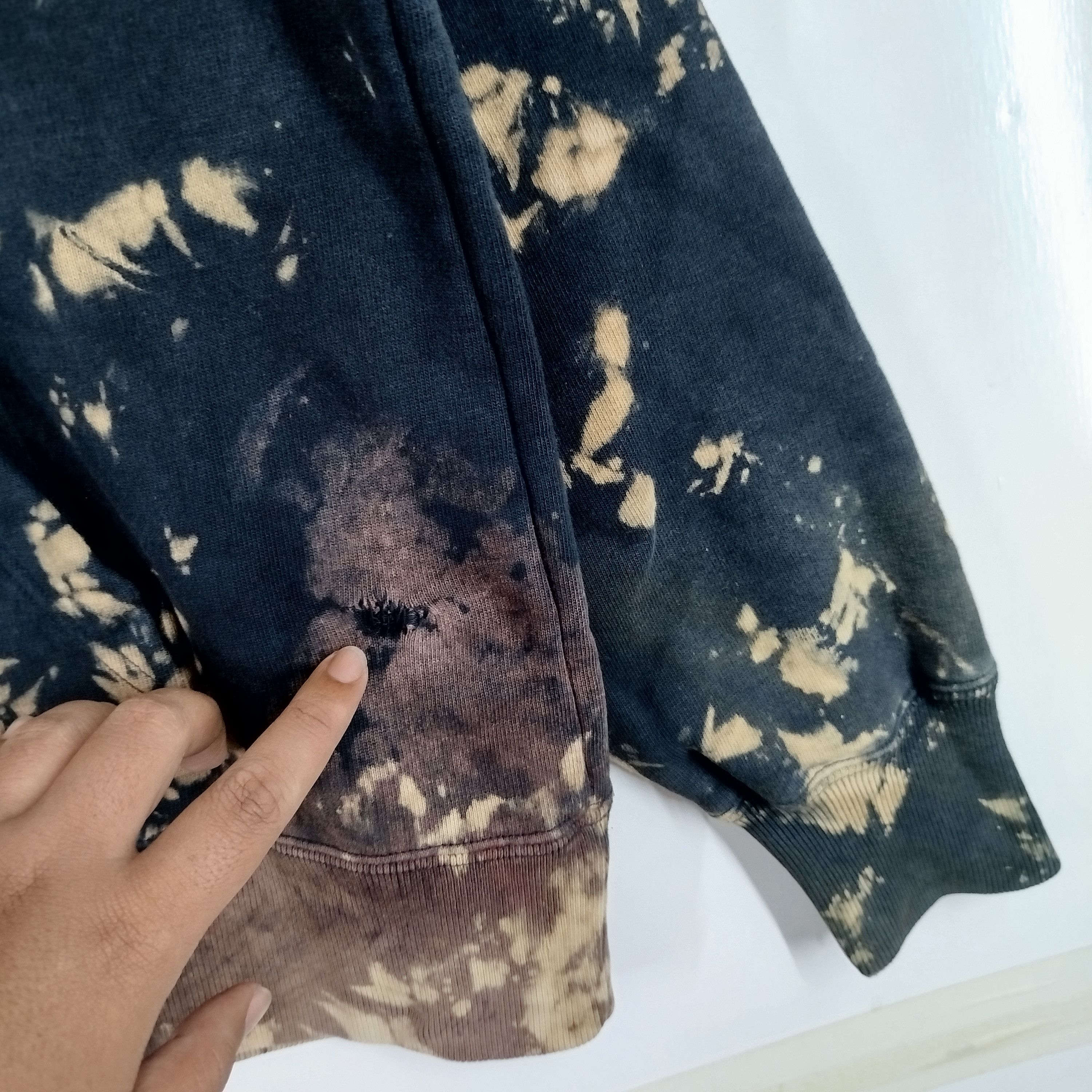 Band Tees Vintage Band List Name R.I.P Distressed Custom Made Tye Dye Size US L / EU 52-54 / 3 - 7 Thumbnail