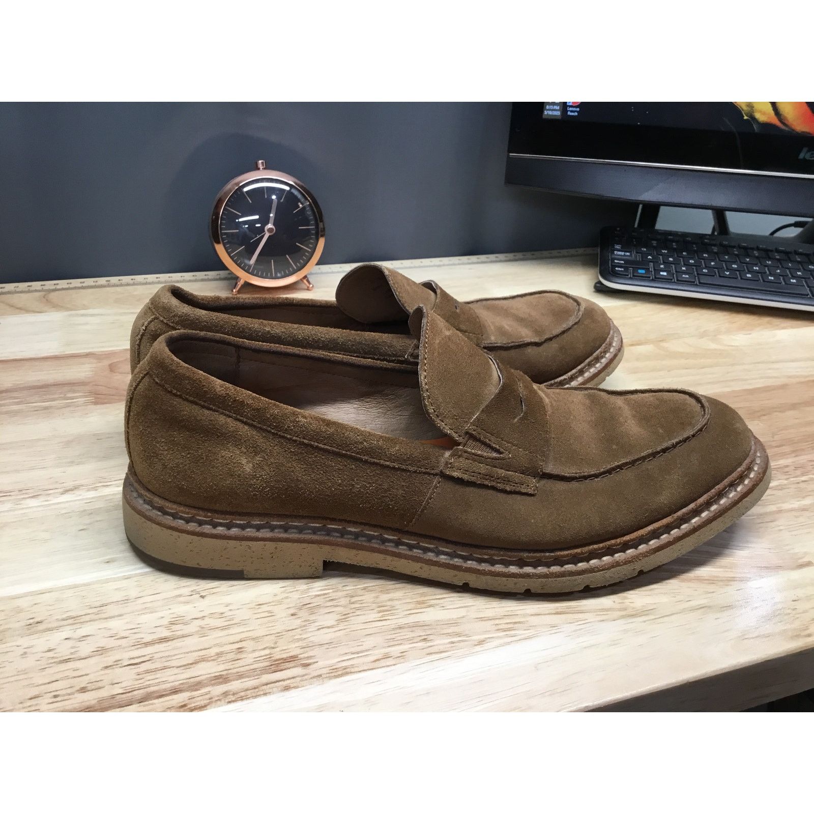 Johnston & Murphy Johnston & Murphy Brown Suede Slip-On Penny Loafers Men's 9 Size US 9 / EU 42 - 2 Thumbnail