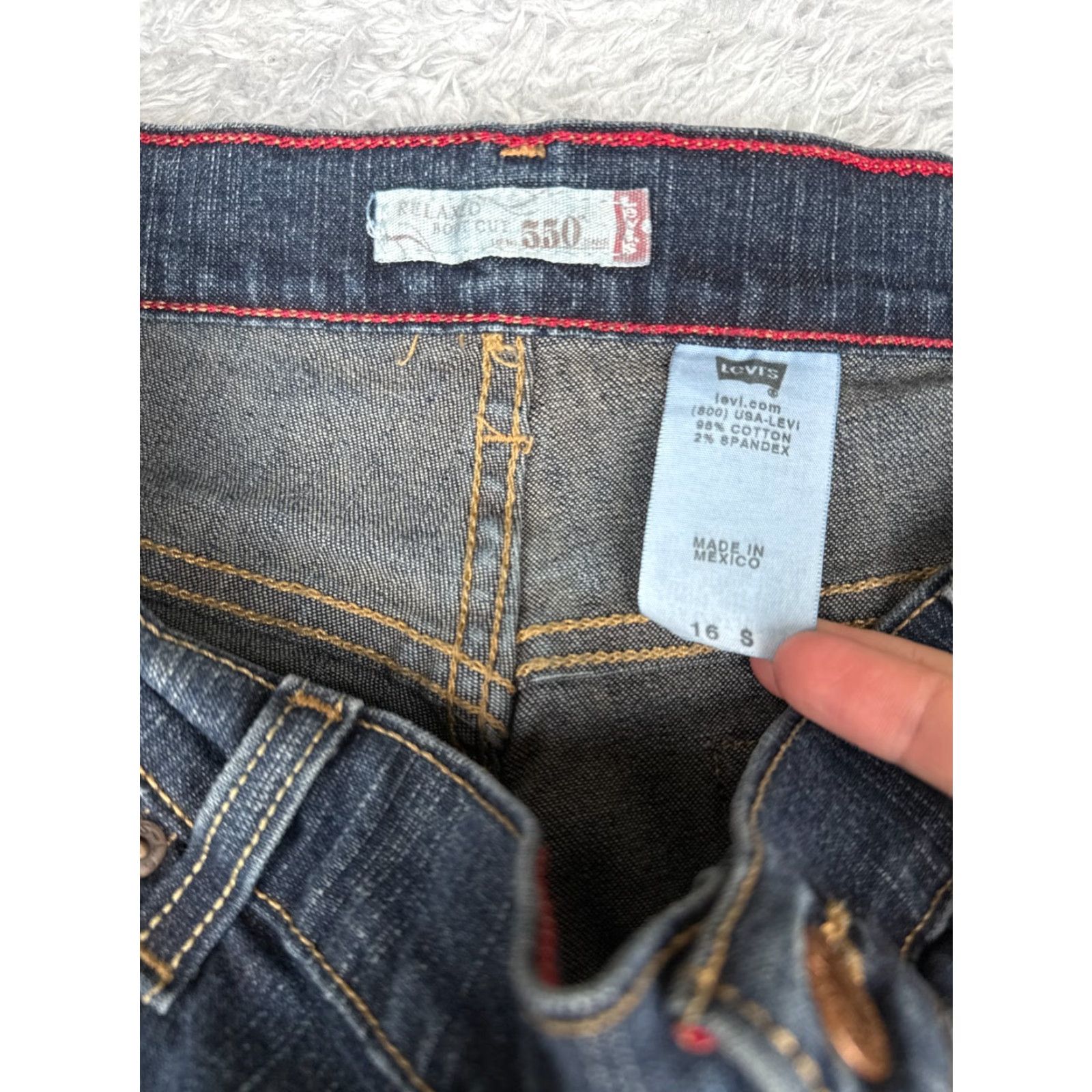 Levi's Levi's Jeans Women 550 Mid Bootcut Denim Blue 34x29 Relaxed 16 Cotton Blend 5-Pocket Distressed Size 38" / US 16 / IT 52 - 6 Thumbnail