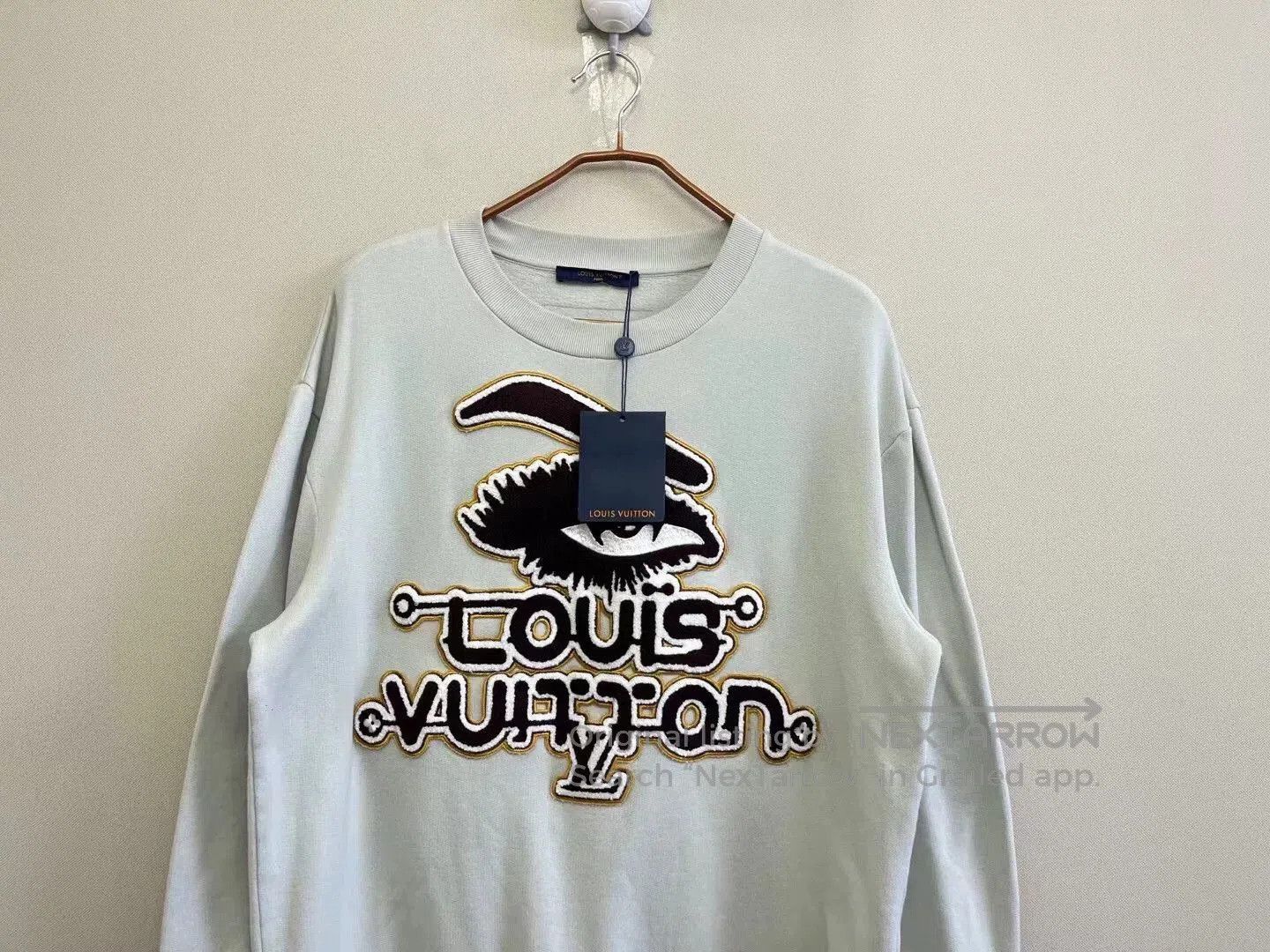 Louis Vuitton louis vuitton gray embroidered sweatshirt for men. Size US XL / EU 56 / 4 - 2 Thumbnail