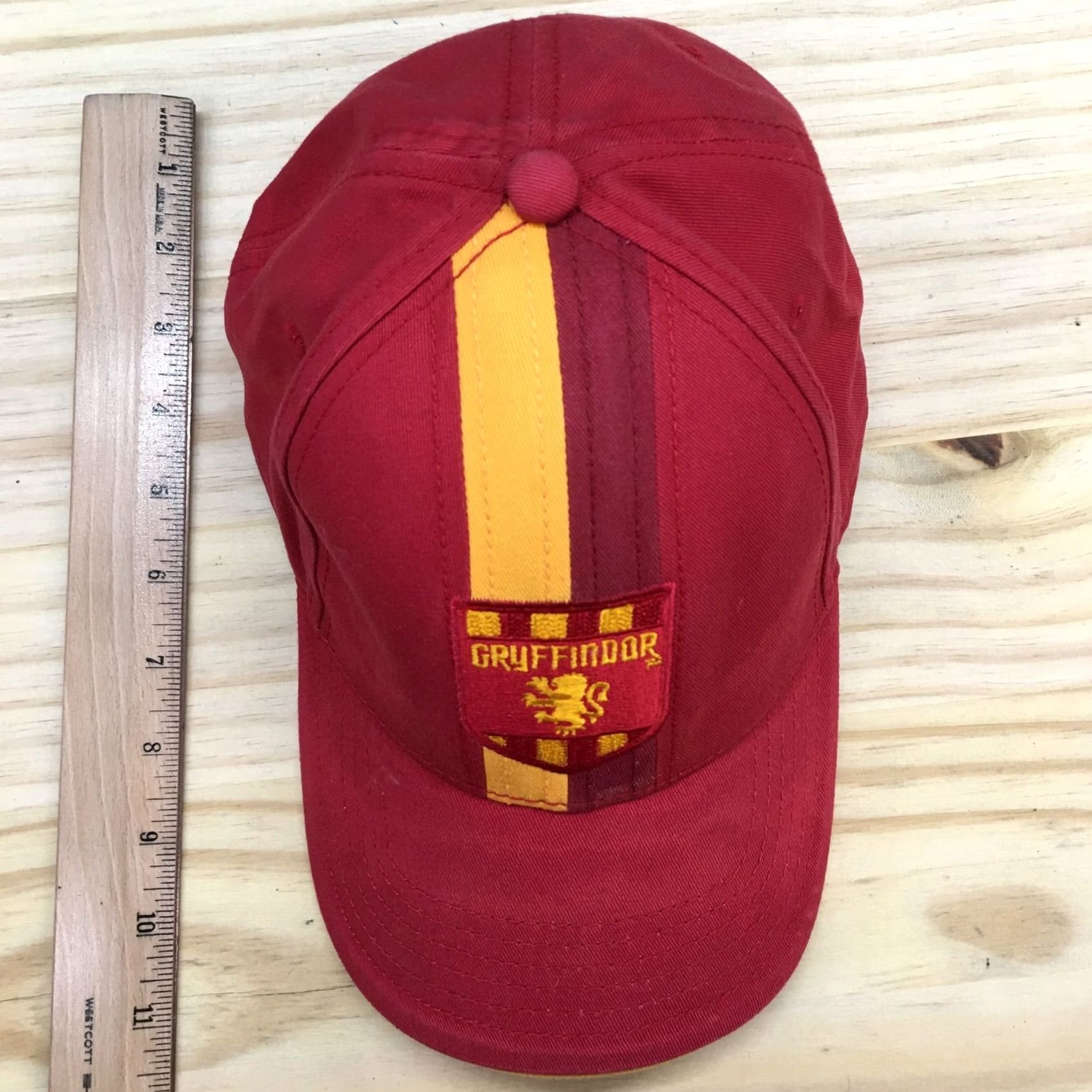 Vintage Harry Potter Gryffindor Crest Baseball Cap Hat Mens OS Maroon Gold Adjustable Size ONE SIZE - 3 Thumbnail