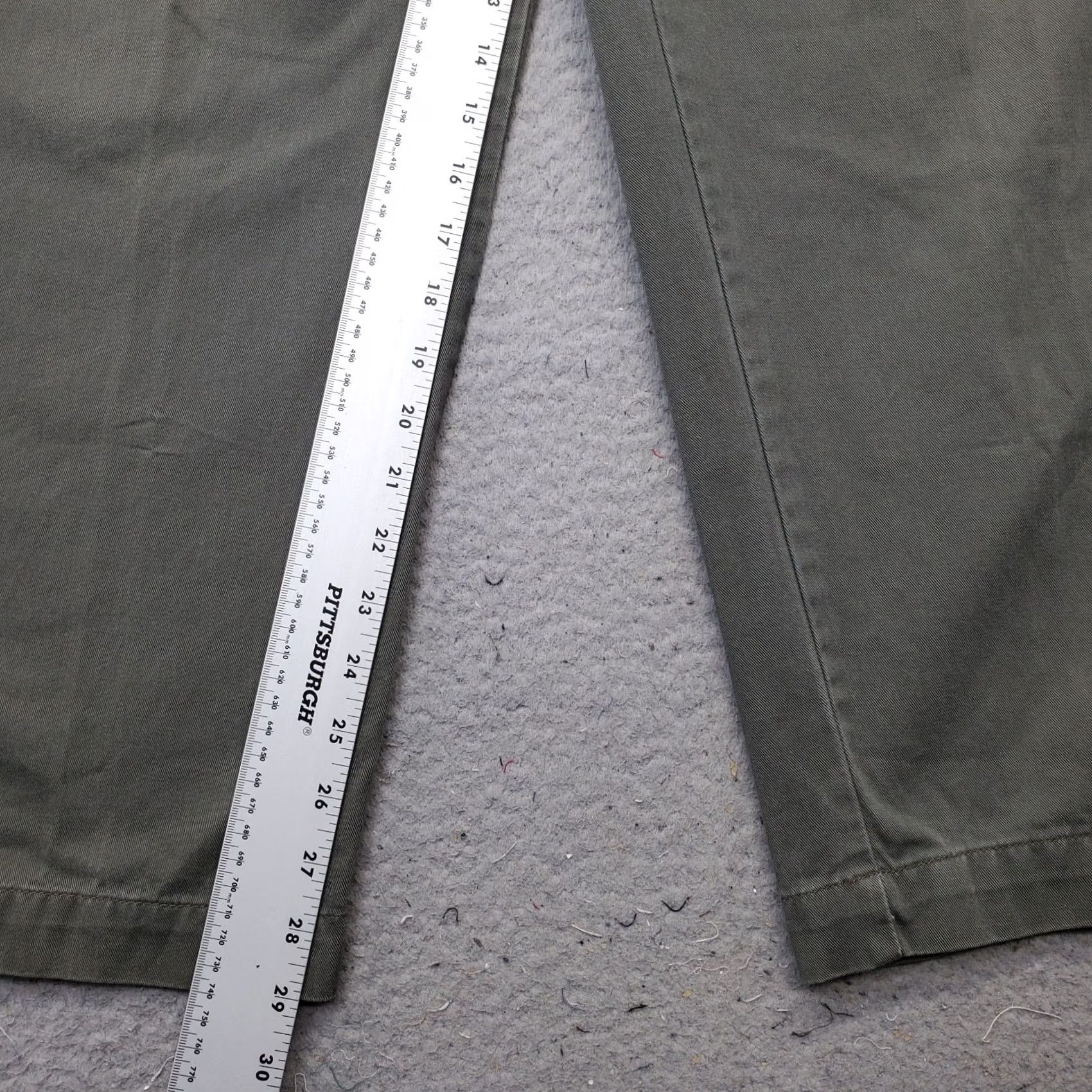 Ralph Lauren Ralph Lauren Polo Jeans Chino Pants Mens 36x30 Gray Pleated Relaxed Fit Size US M / EU 48-50 / 2 - 4 Thumbnail