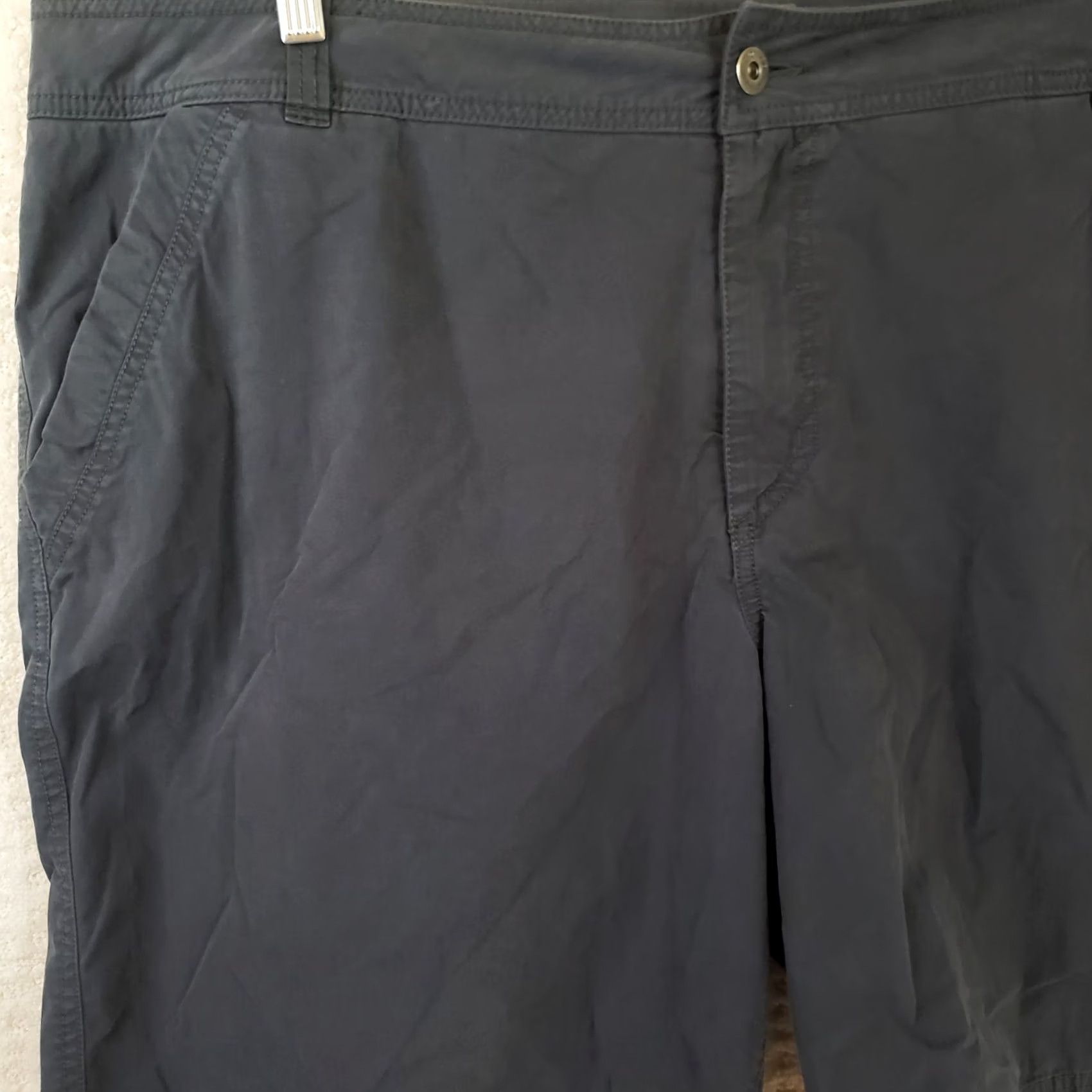ExOfficio ExOfficio Shorts Mens 42x9 Navy Blue Cargo Pocket Outdoor Camp Hike Cotton Nylon Size US 42 / EU 58 - 2 Thumbnail