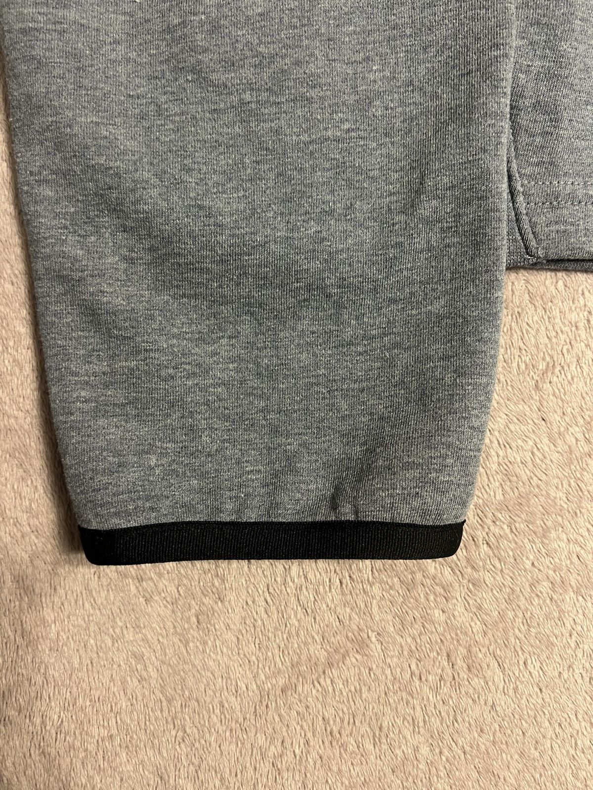 Nike Nike Sportswear Tech Fleece Crew - Sweat-shirt gris Size US S / EU 44-46 / 1 - 7 Thumbnail