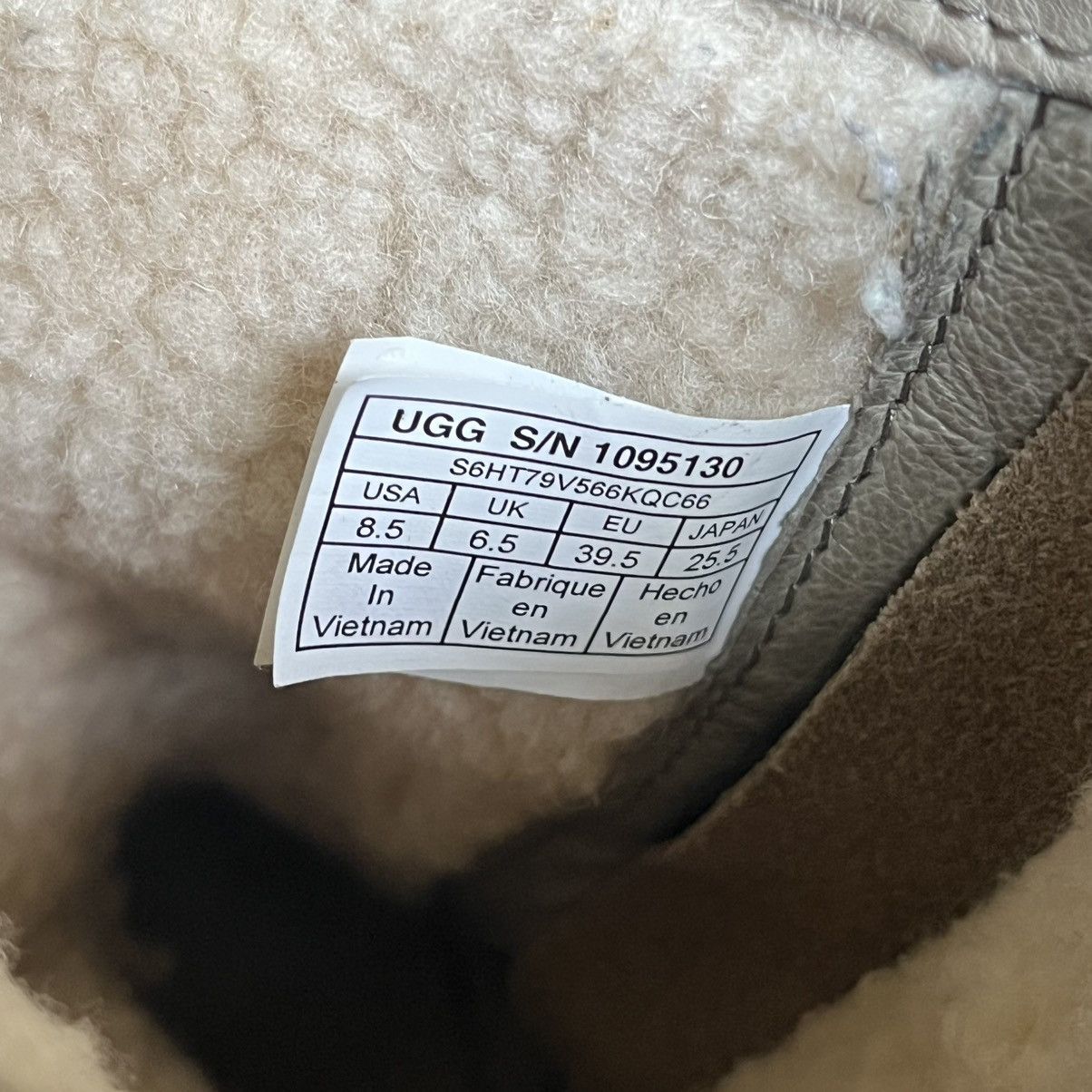 Ugg UGG Niels II Dove Leather Faux Fur Boots Dove Suede Shearli Size US 8.5 / IT 38.5 - 6 Thumbnail